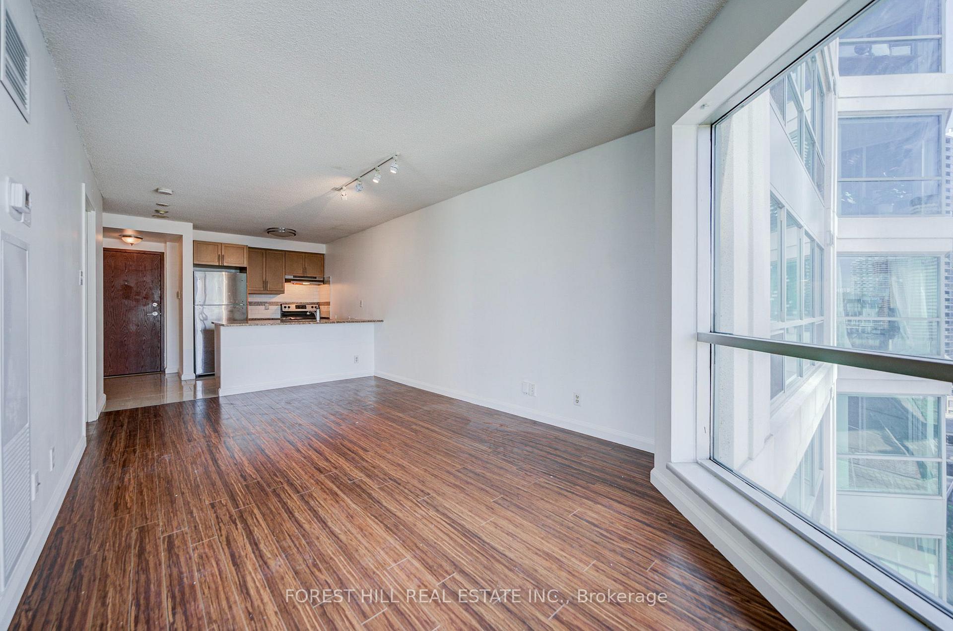 Photo 3 of Unit 1810, 10 Yonge Street, Toronto, Waterfront Communities — HOMEH