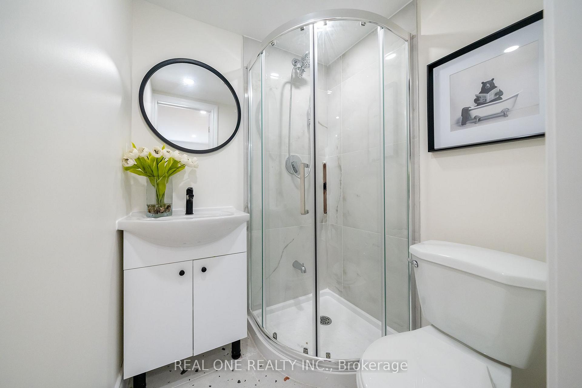 Photo 30 of 3148 Bentworth Drive, Burlington, Palmer — HOMEH