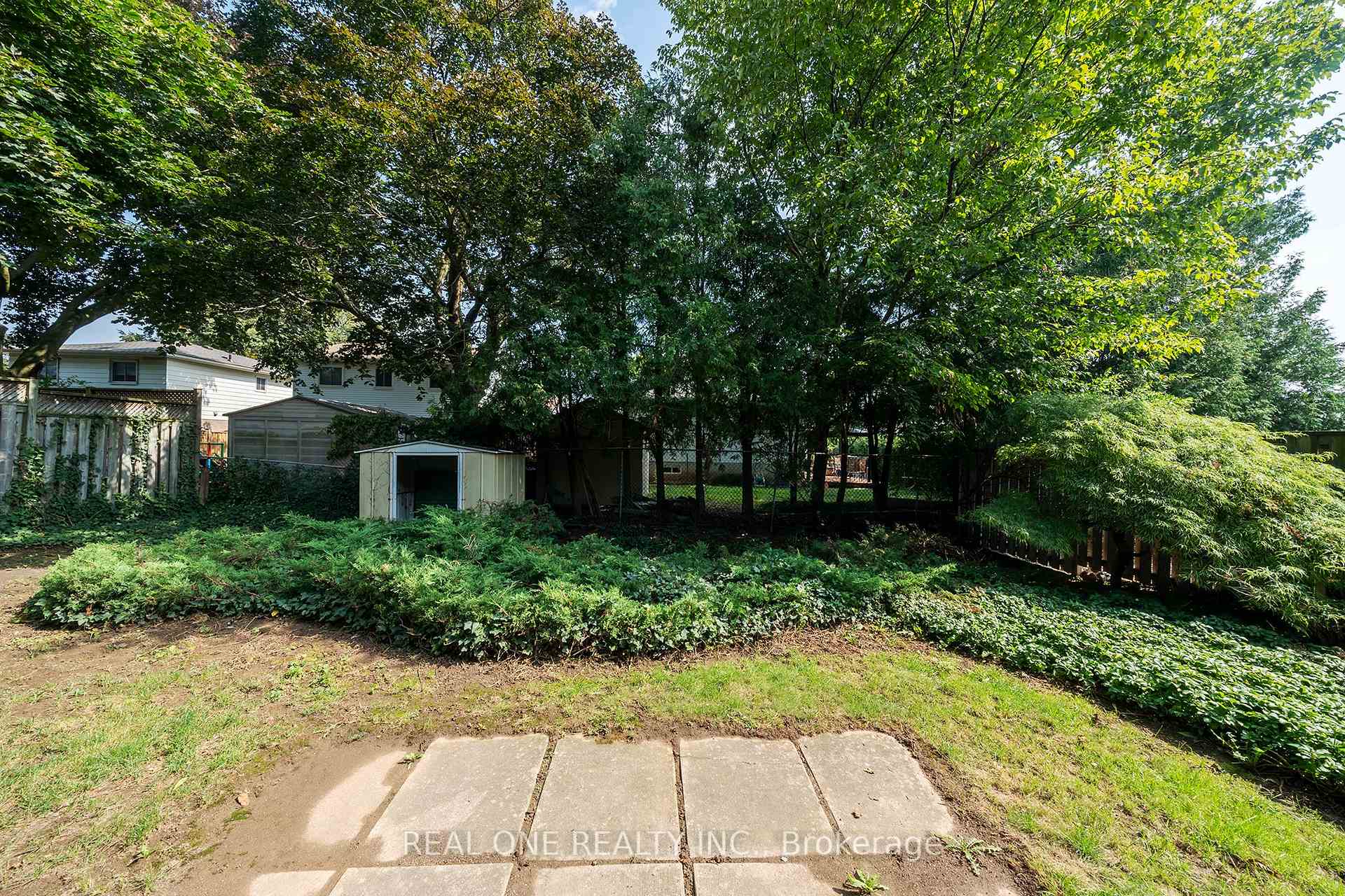Photo 40 of 3148 Bentworth Drive, Burlington, Palmer — HOMEH