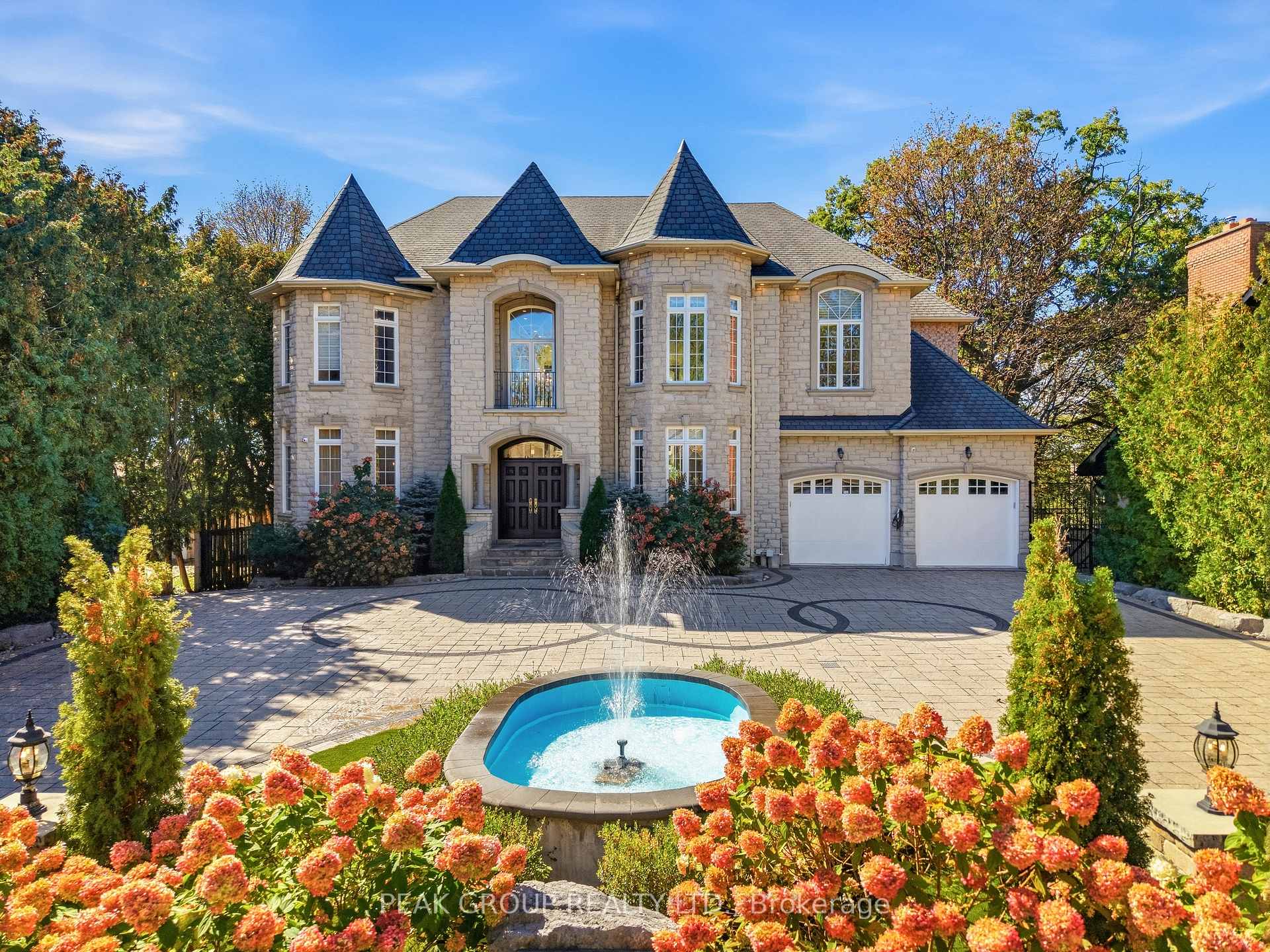 Photo of 492 Rougemount Drive