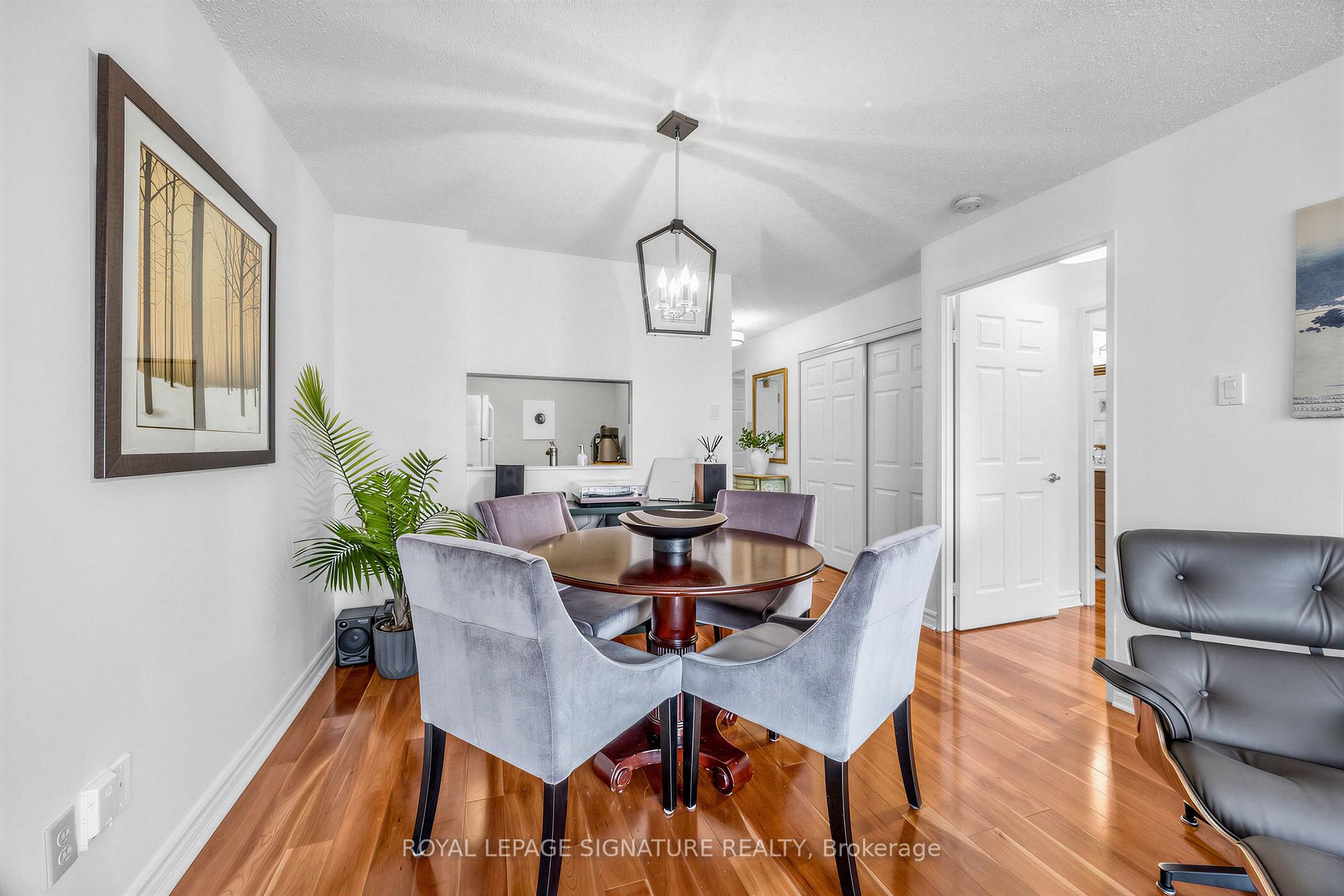Photo 5 of Unit 1006, 4 Park Vista, Toronto, Danforth Village-East York — HOMEH