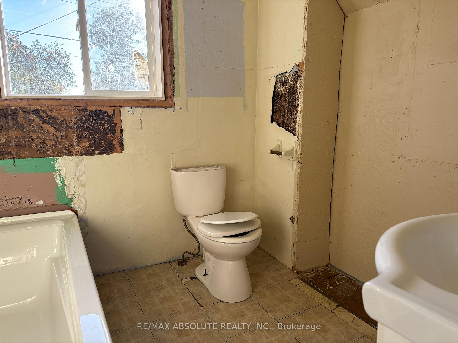 Photo 23 of 143 Park Avenue, Carleton Place, Carleton Place — HOMEH