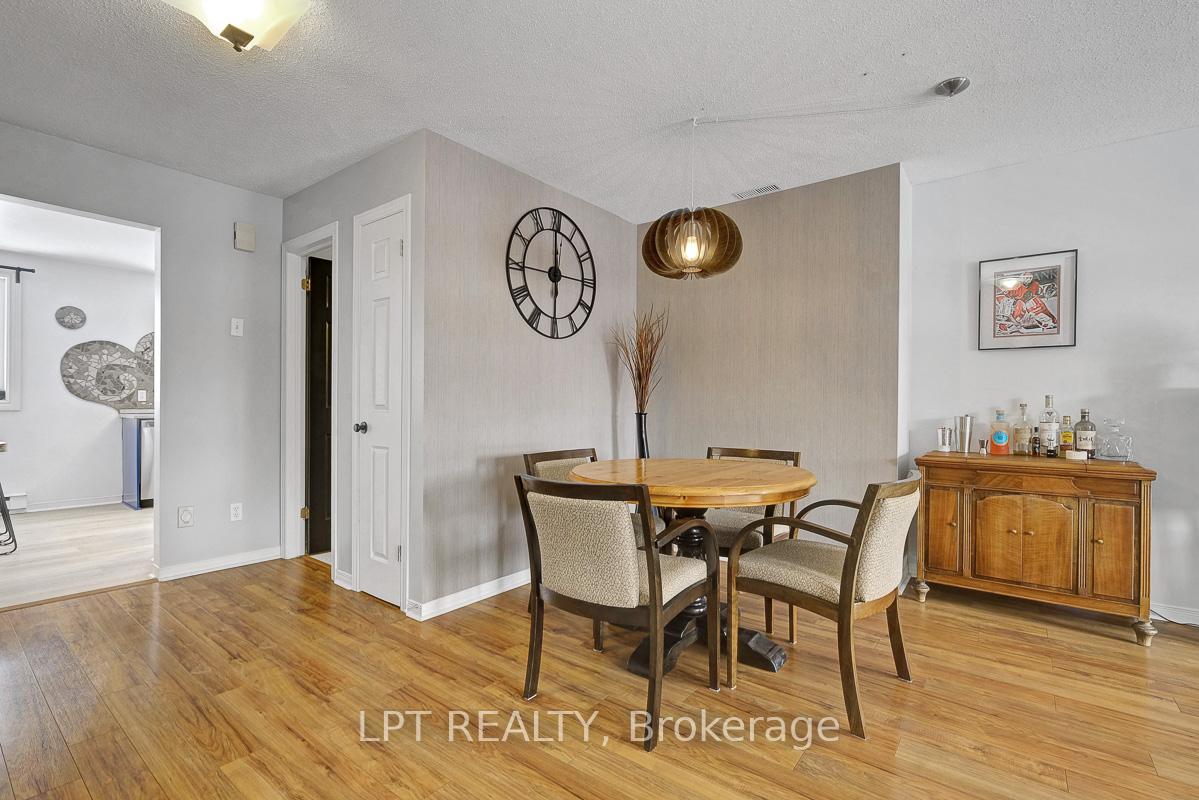 Photo 7 of Unit 30, 204 Briston Private, Ottawa, Hunt Club Park — HOMEH