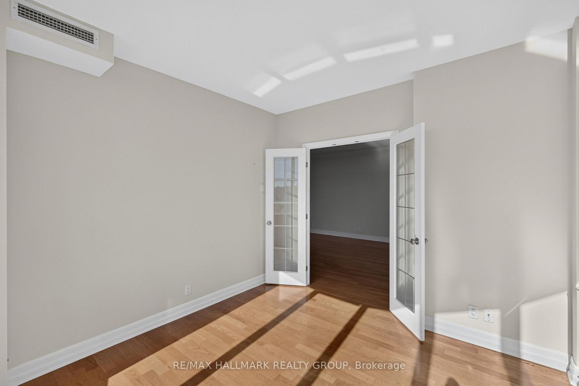 Photo 10 of Unit 607, 3590 Rivergate Way, Ottawa, Quinterra — HOMEH