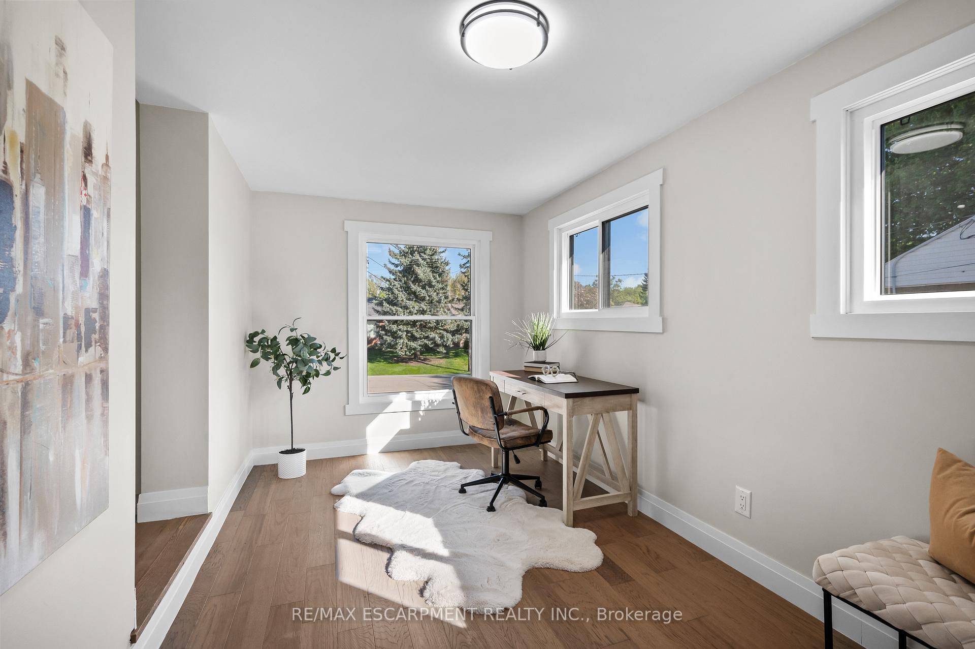 Photo 18 of 1041 Shepherd's Drive, Burlington, LaSalle — HOMEH