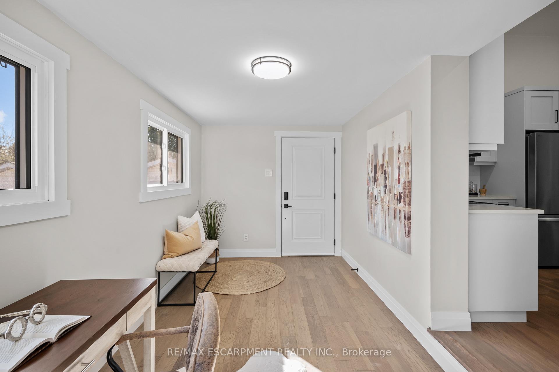 Photo 19 of 1041 Shepherd's Drive, Burlington, LaSalle — HOMEH