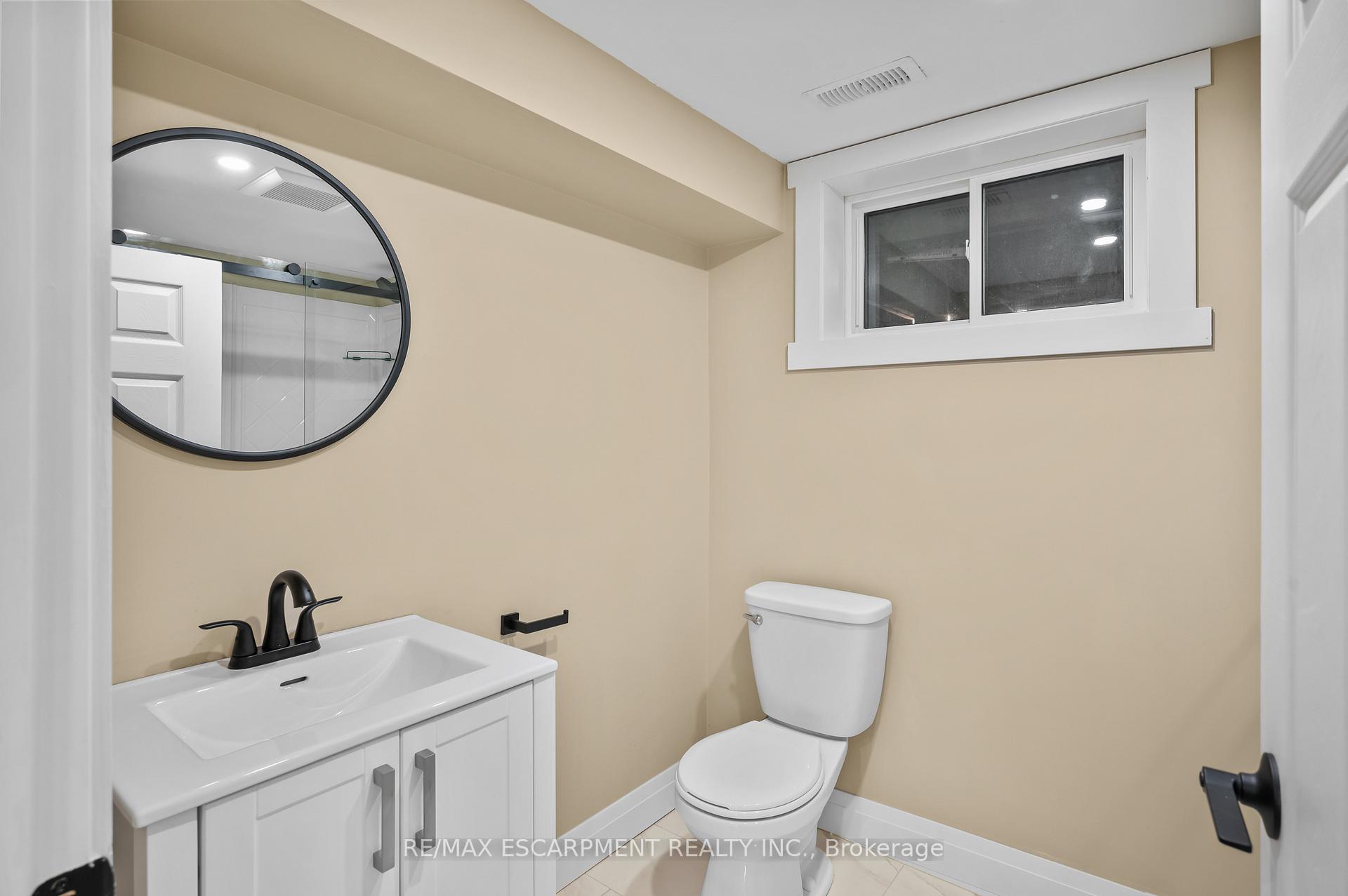 Photo 29 of 1041 Shepherd's Drive, Burlington, LaSalle — HOMEH