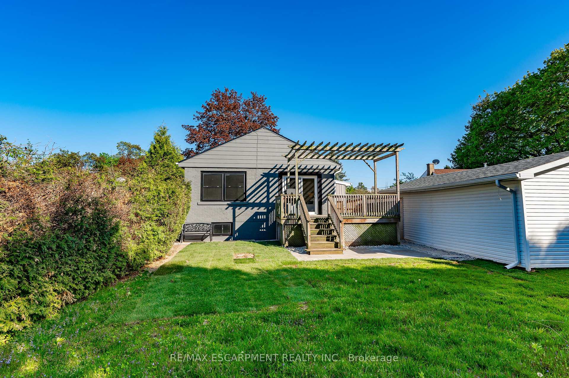 Photo 40 of 1041 Shepherd's Drive, Burlington, LaSalle — HOMEH