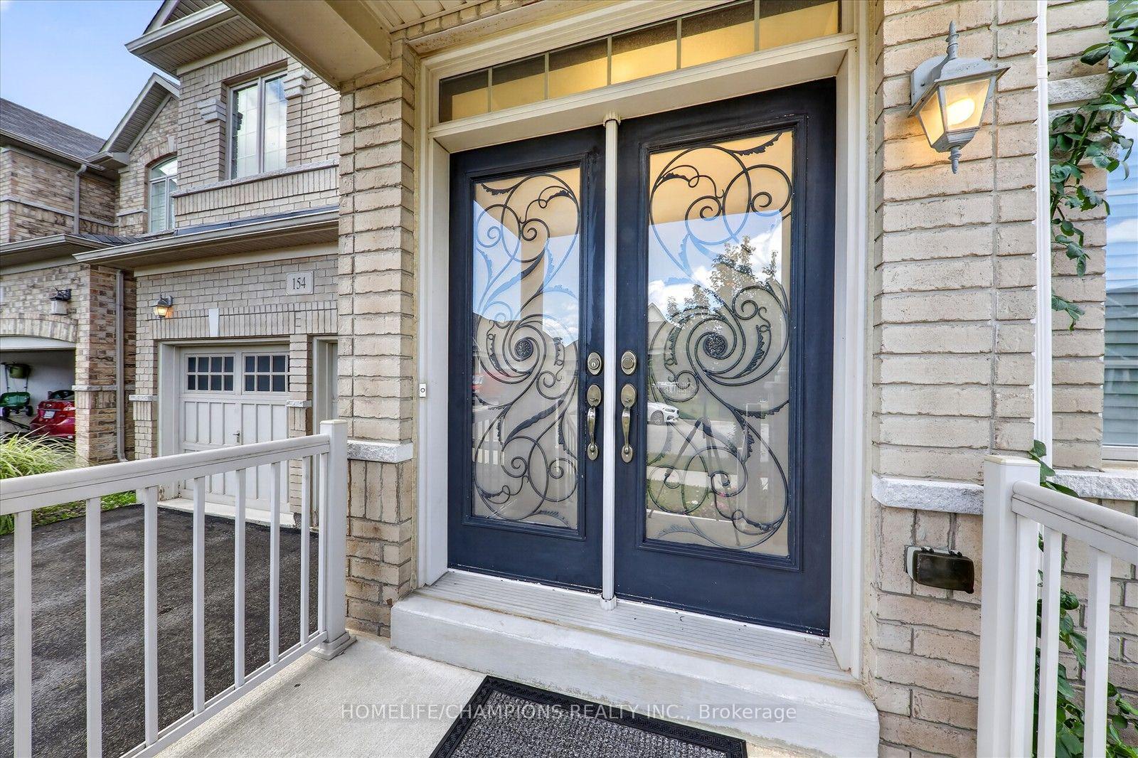 Photo 4 of 154 Humphrey Street, Hamilton, Waterdown — HOMEH