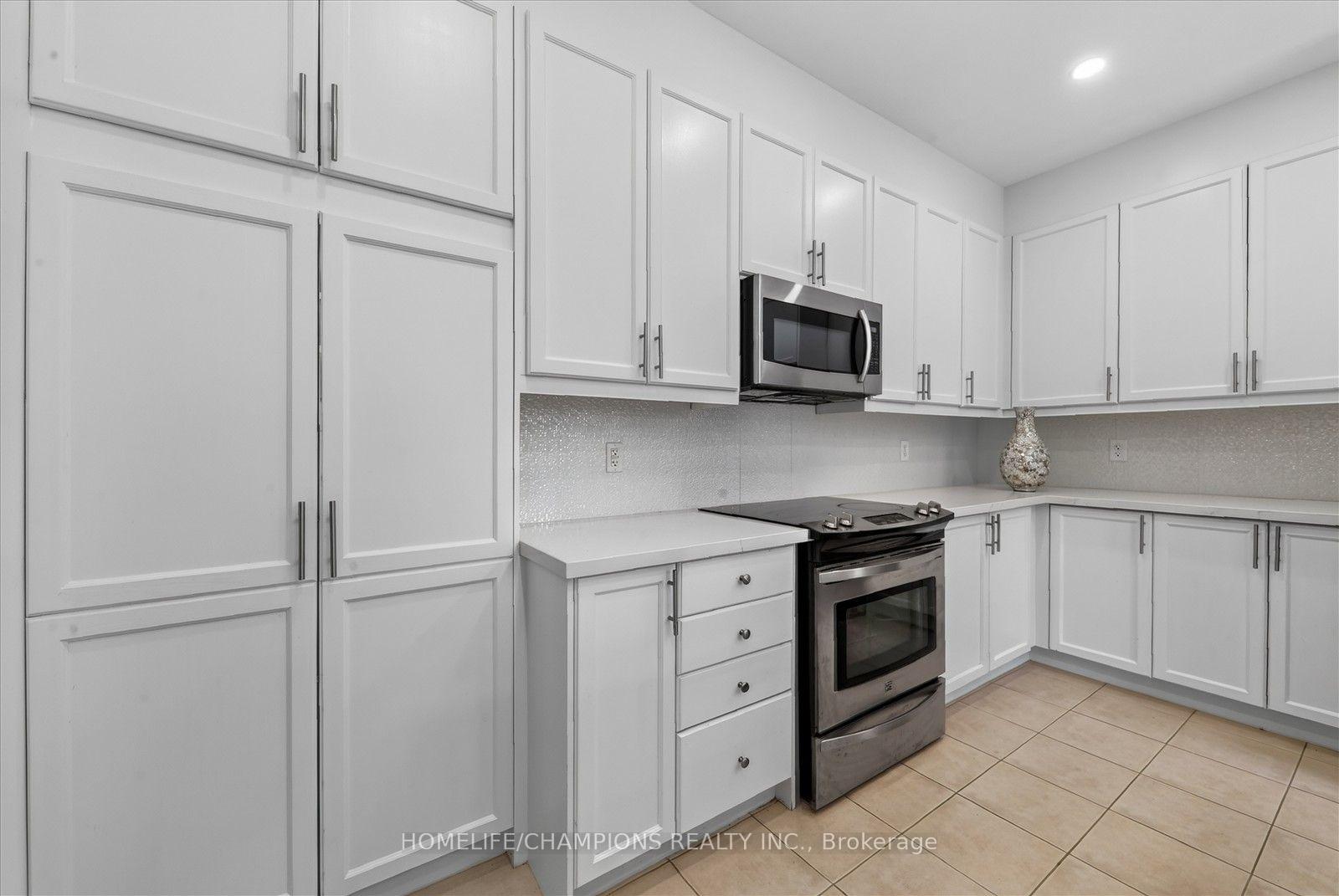 Photo 21 of 154 Humphrey Street, Hamilton, Waterdown — HOMEH