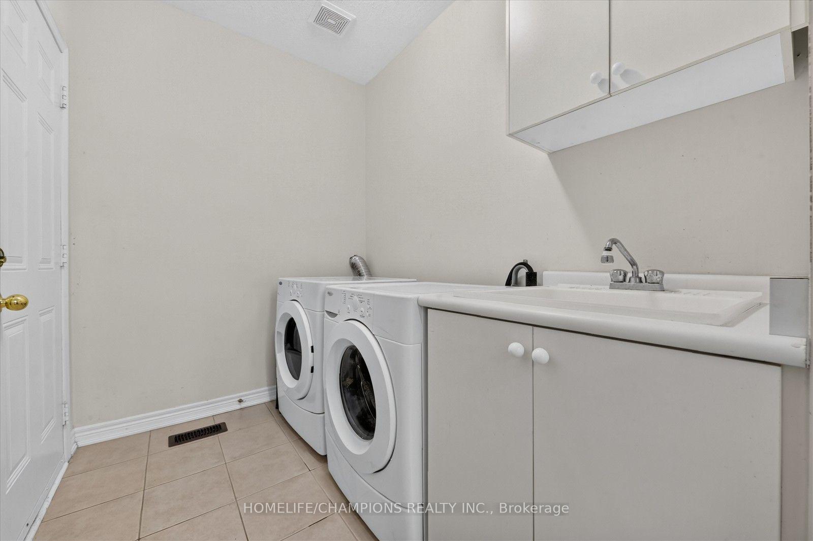 Photo 23 of 154 Humphrey Street, Hamilton, Waterdown — HOMEH