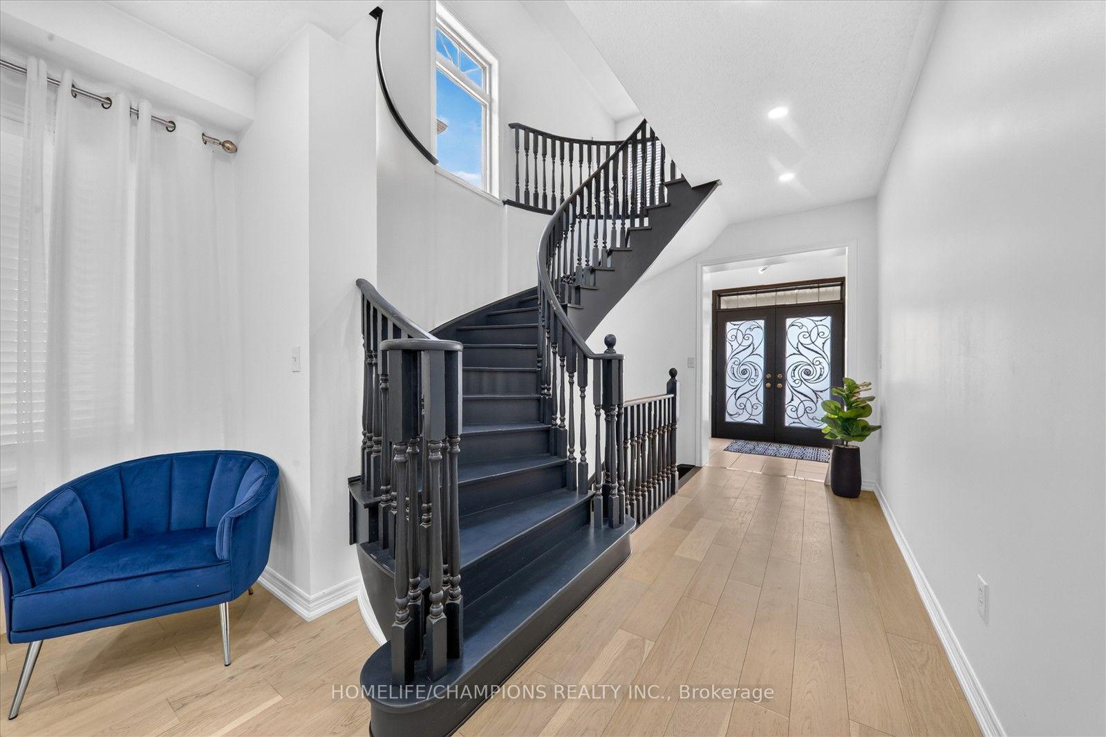 Photo 25 of 154 Humphrey Street, Hamilton, Waterdown — HOMEH
