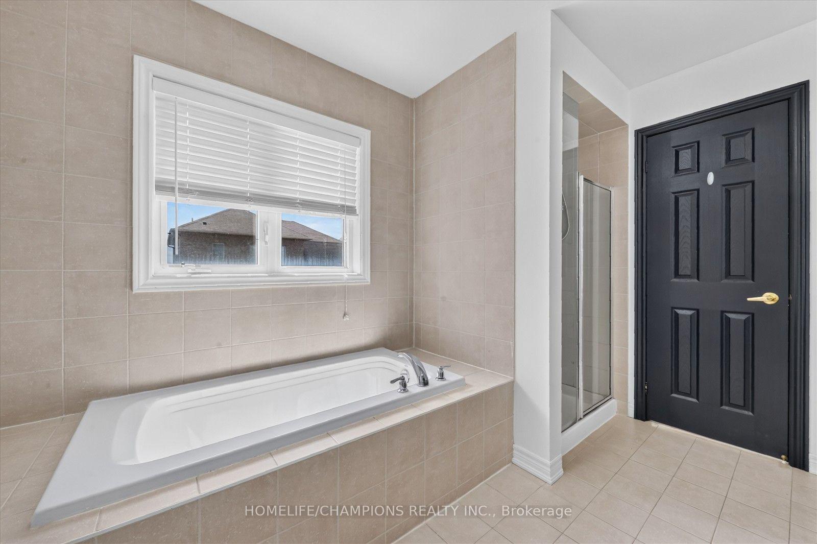 Photo 33 of 154 Humphrey Street, Hamilton, Waterdown — HOMEH