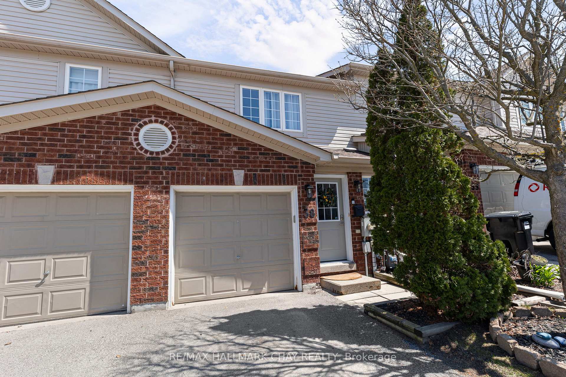 Photo 2 of Unit 38, 430 Mapleview Drive E, Barrie, Painswick South — HOMEH