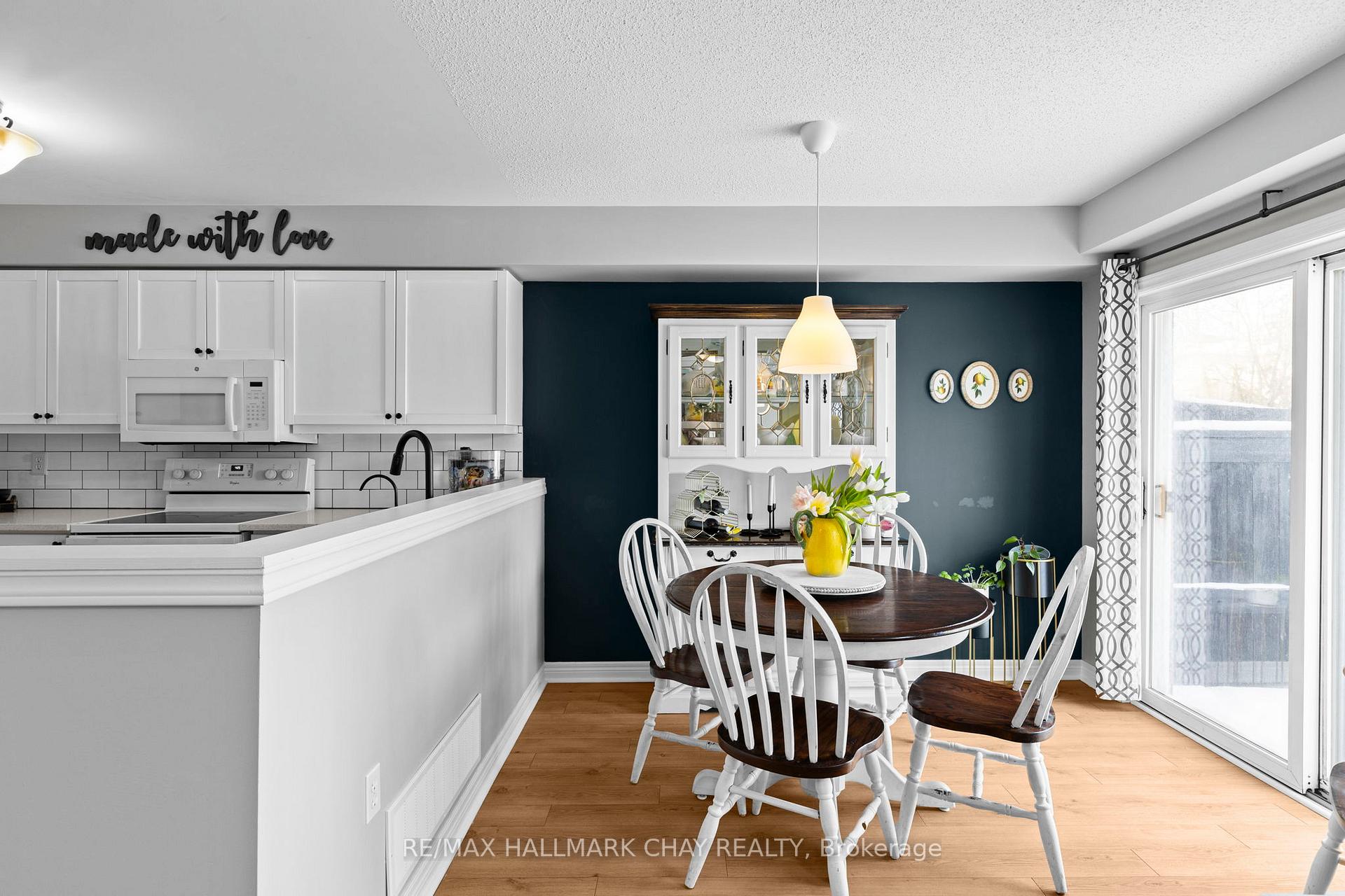 Photo 7 of Unit 38, 430 Mapleview Drive E, Barrie, Painswick South — HOMEH