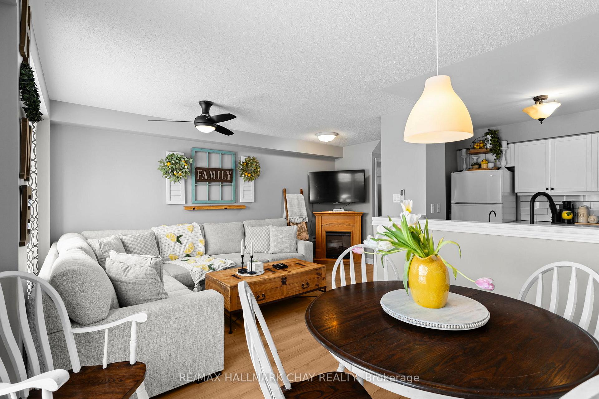 Photo 9 of Unit 38, 430 Mapleview Drive E, Barrie, Painswick South — HOMEH