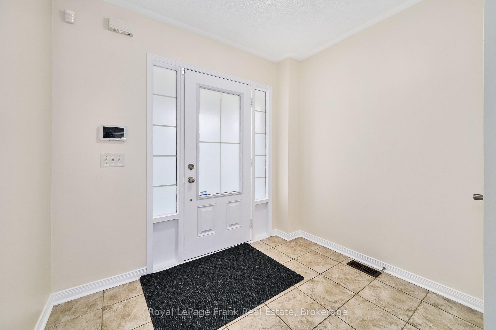 Photo 5 of 23 Southshore Street, Whitby, Port Whitby — HOMEH