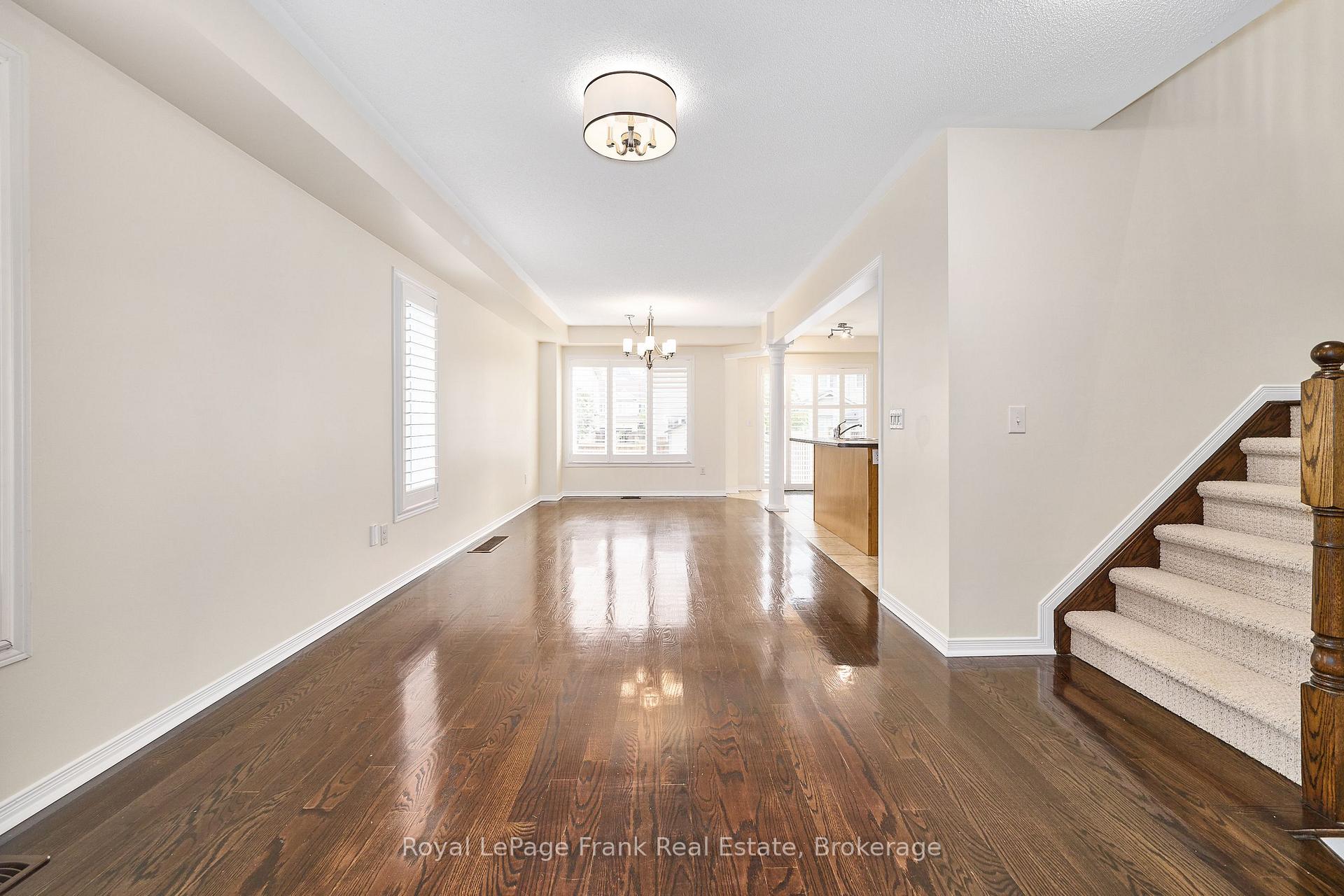 Photo 9 of 23 Southshore Street, Whitby, Port Whitby — HOMEH