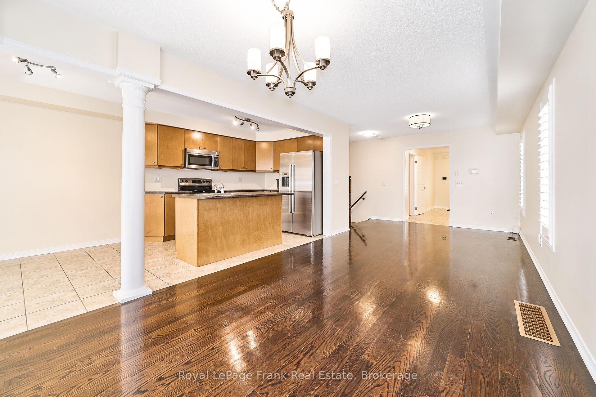 Photo 15 of 23 Southshore Street, Whitby, Port Whitby — HOMEH