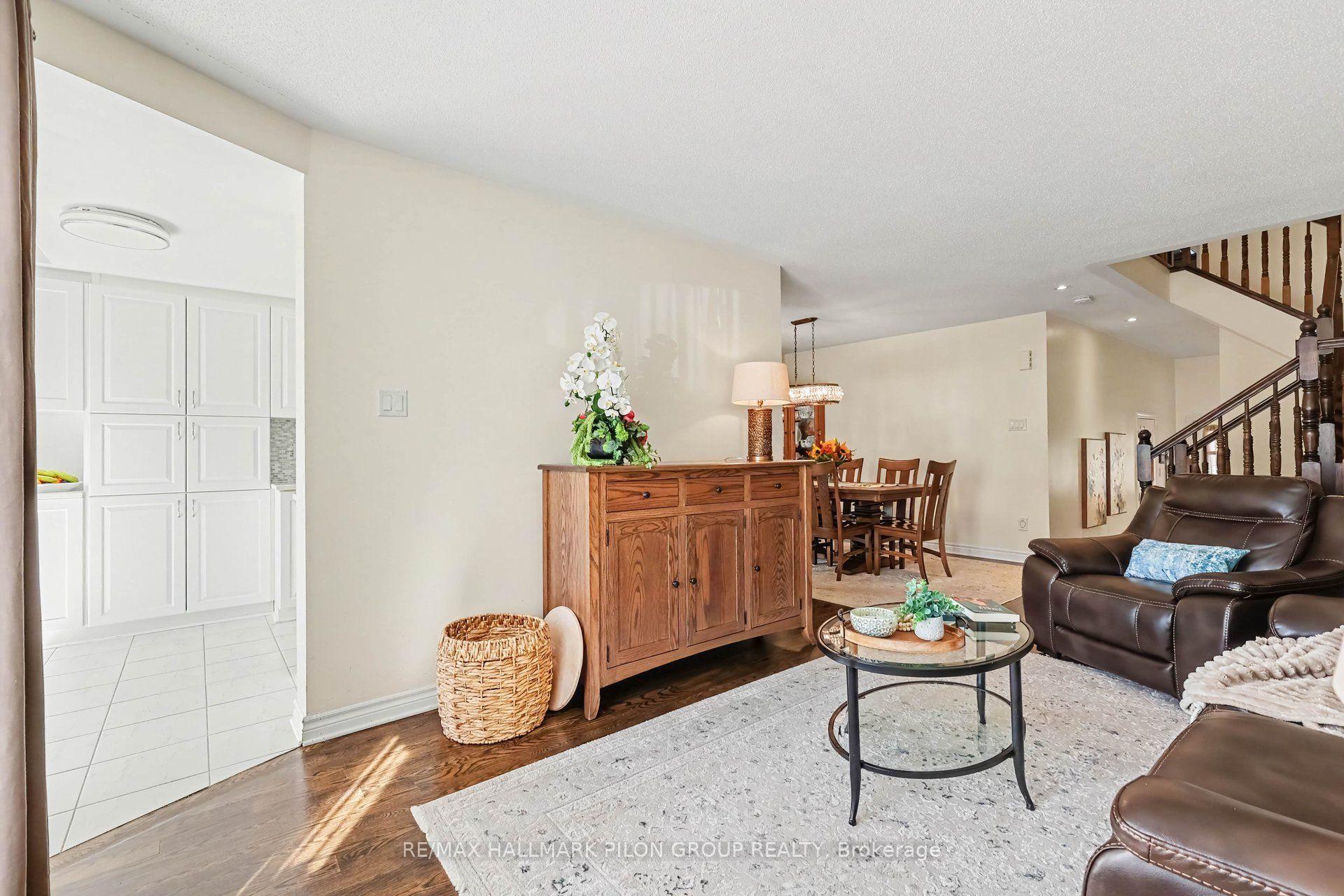 Photo 6 of 114 Waterfern Way, Ottawa, Avalon East — HOMEH