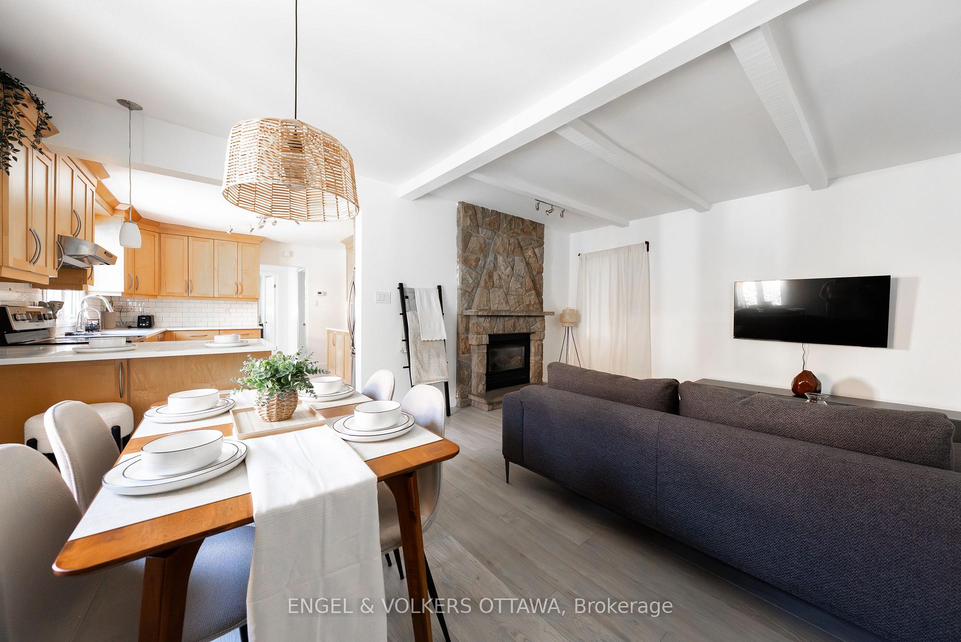 Photo 3 of 531 Laderoute Avenue, Ottawa, Westboro/Hampton Park — HOMEH