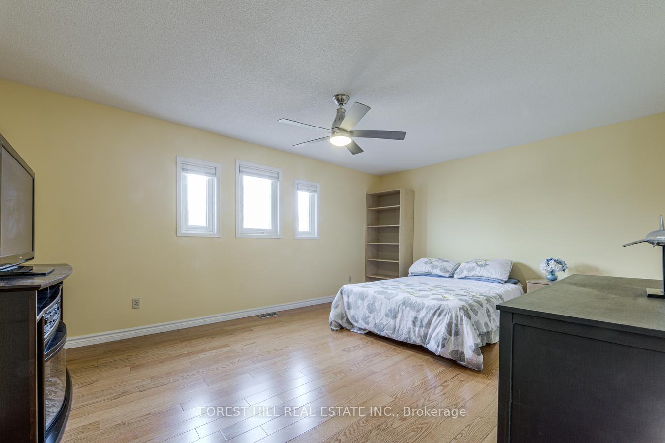Photo 34 of 13 Shale Drive, Ajax, Central West — HOMEH