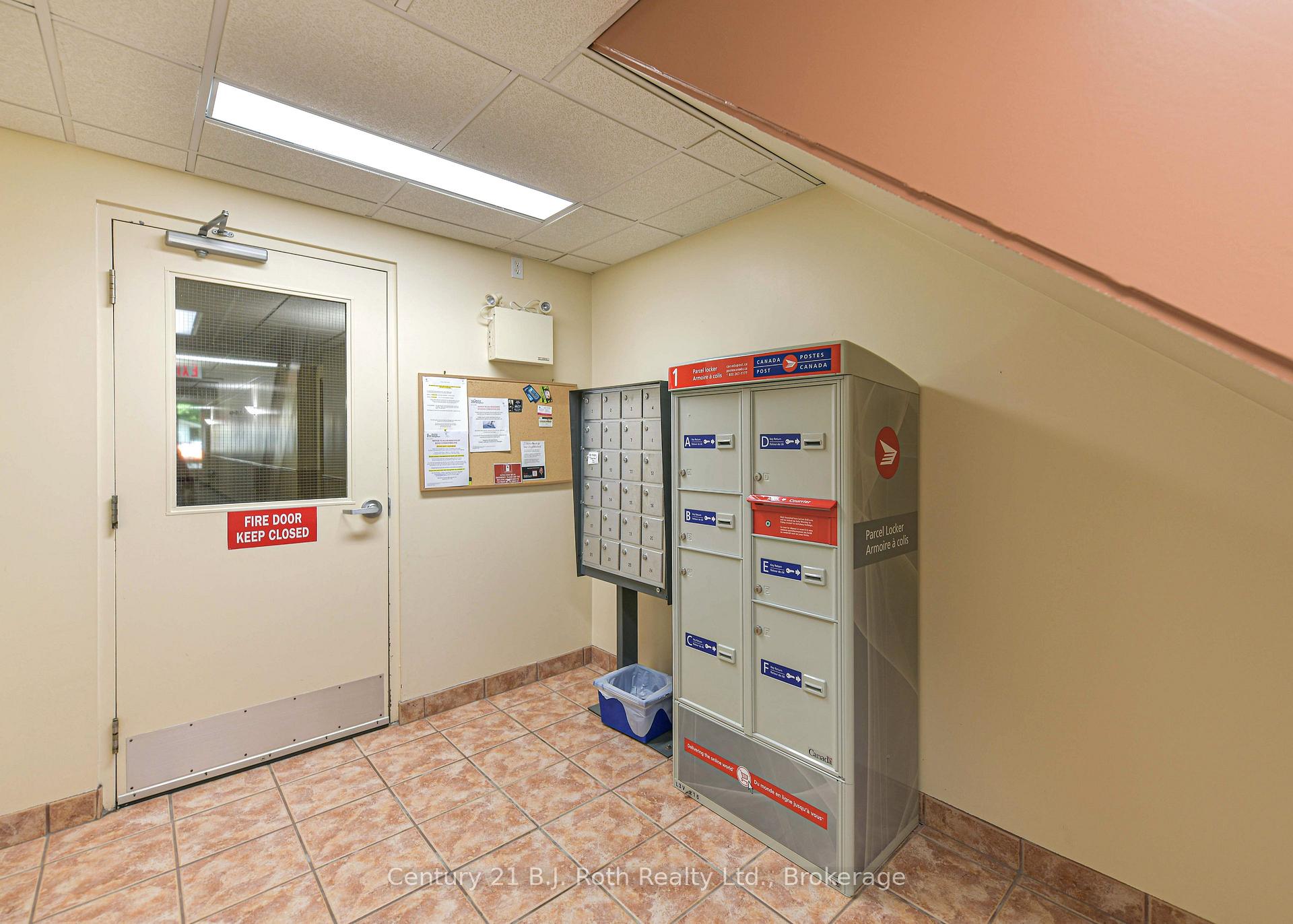 Photo 7 of Unit Unit 201, 115 Bond Street, Orillia — HOMEH