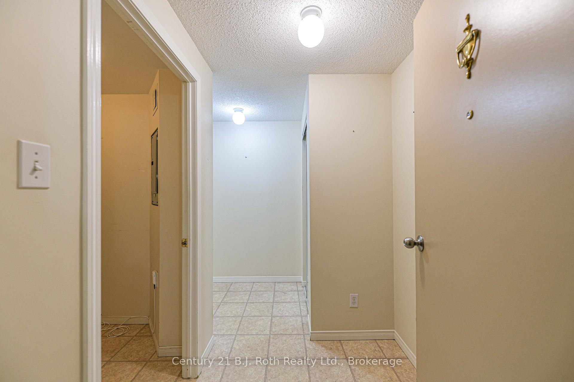 Photo 8 of Unit Unit 201, 115 Bond Street, Orillia — HOMEH