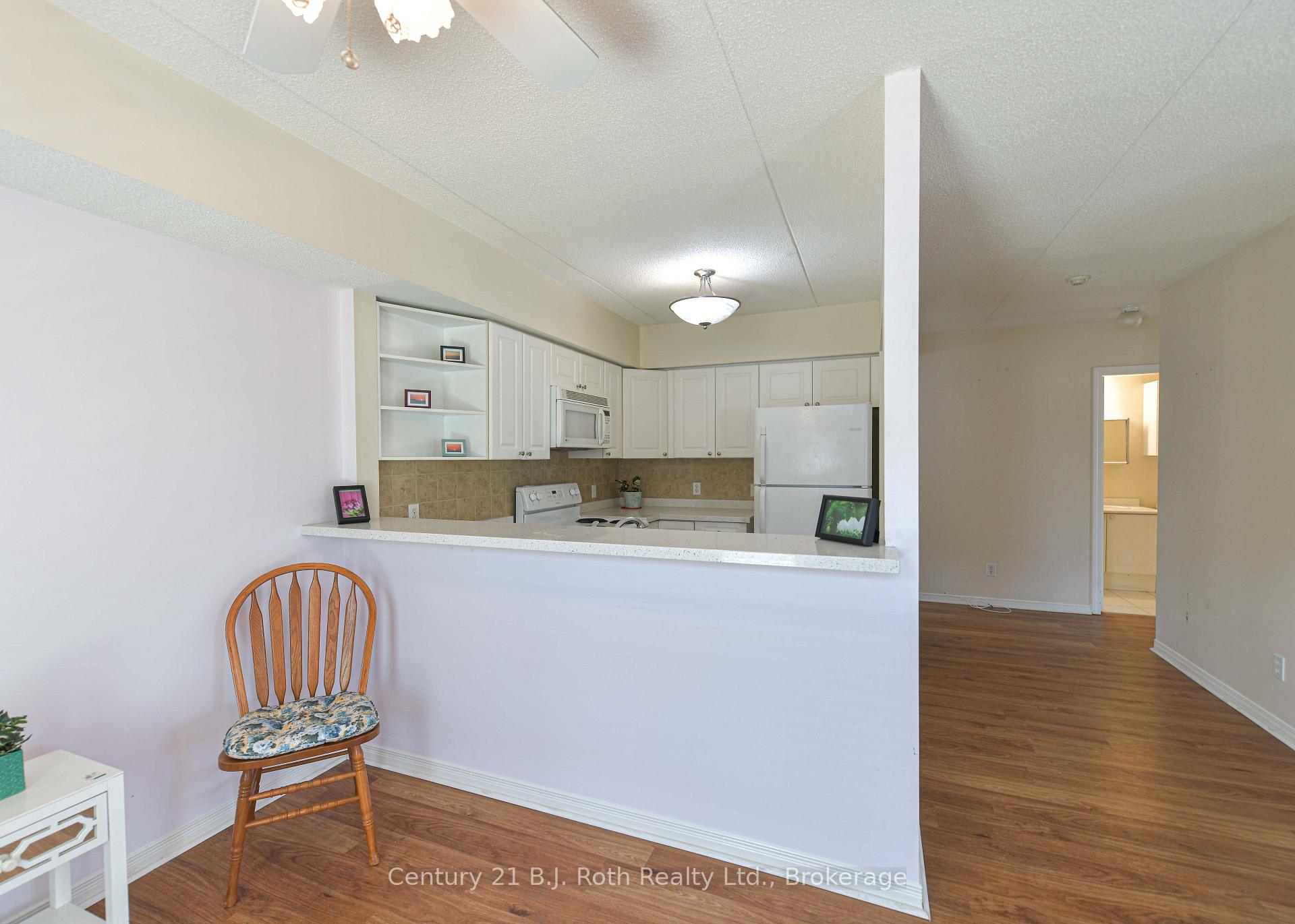 Photo 12 of Unit Unit 201, 115 Bond Street, Orillia — HOMEH