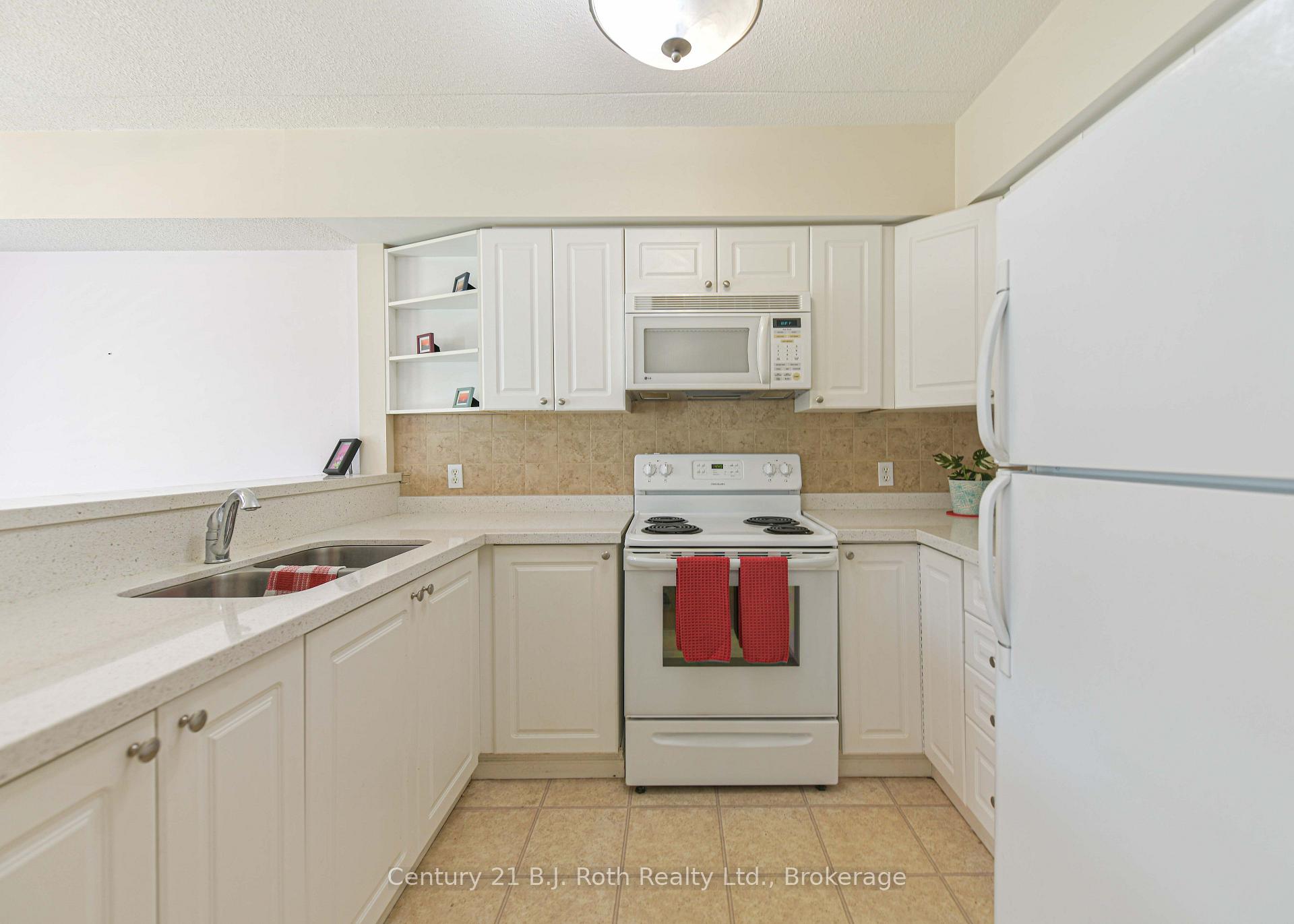 Photo 14 of Unit Unit 201, 115 Bond Street, Orillia — HOMEH