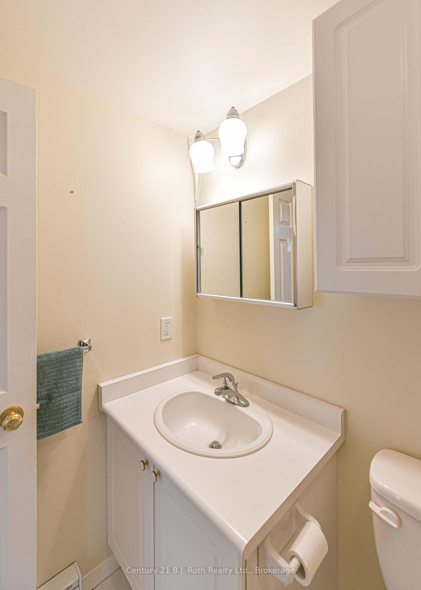 Photo 18 of Unit Unit 201, 115 Bond Street, Orillia — HOMEH