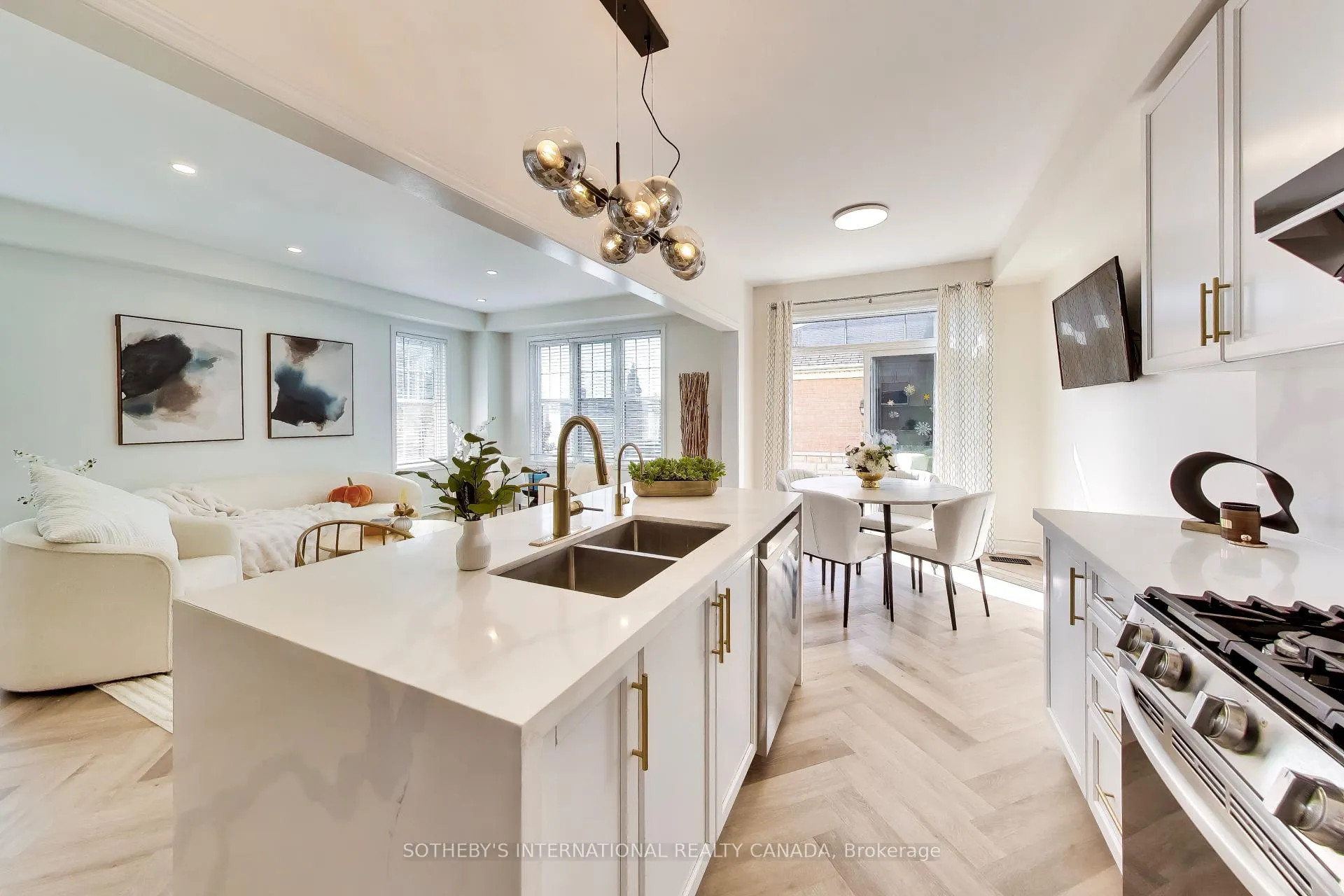 Photo 7 of 2 Frank Davis Street, Markham, Cornell — HOMEH