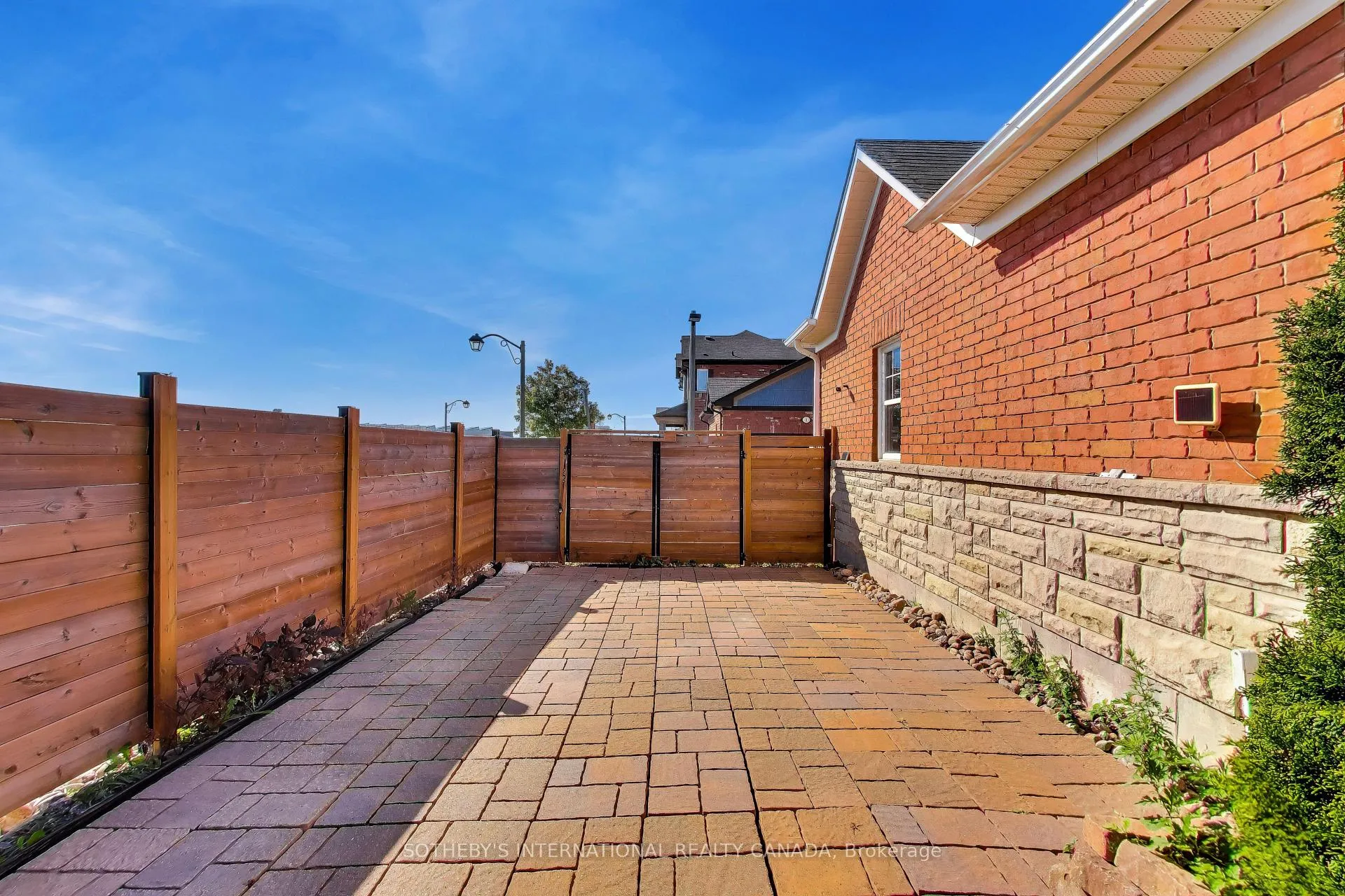 Photo 42 of 2 Frank Davis Street, Markham, Cornell — HOMEH