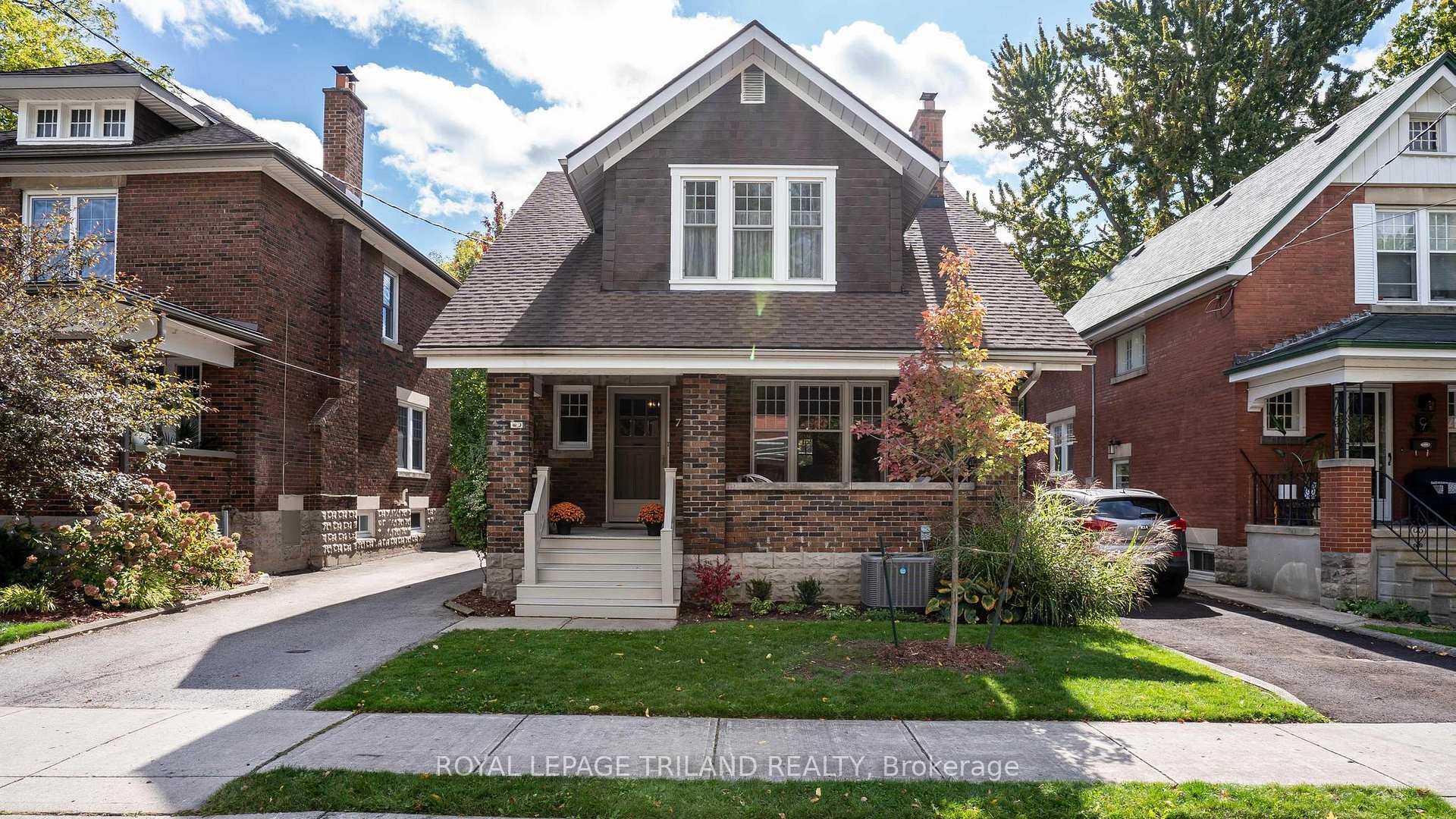 Front of 7 Erie Avenue