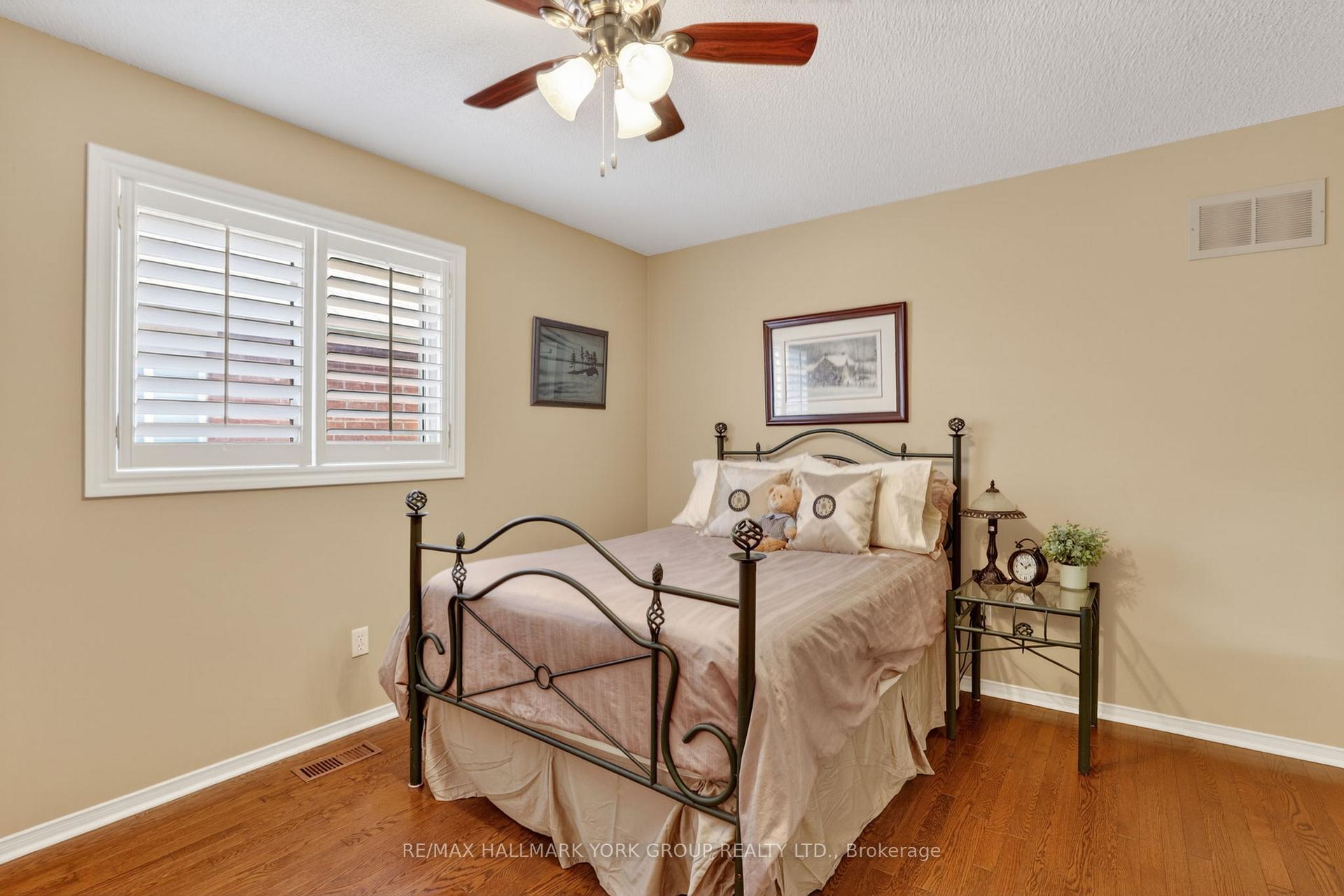 Photo 12 of 1339 Forest Street, Innisfil, Alcona — HOMEH