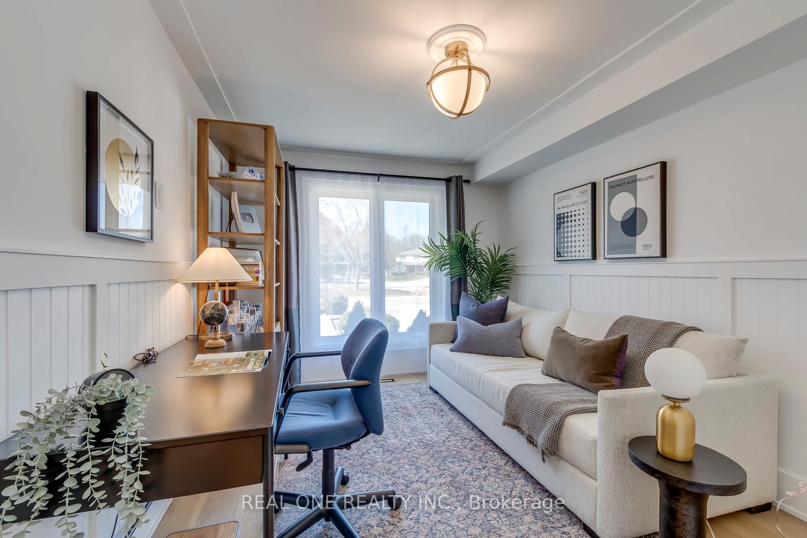 Photo 24 of 1224 Willowbrook Drive, Oakville, West — HOMEH