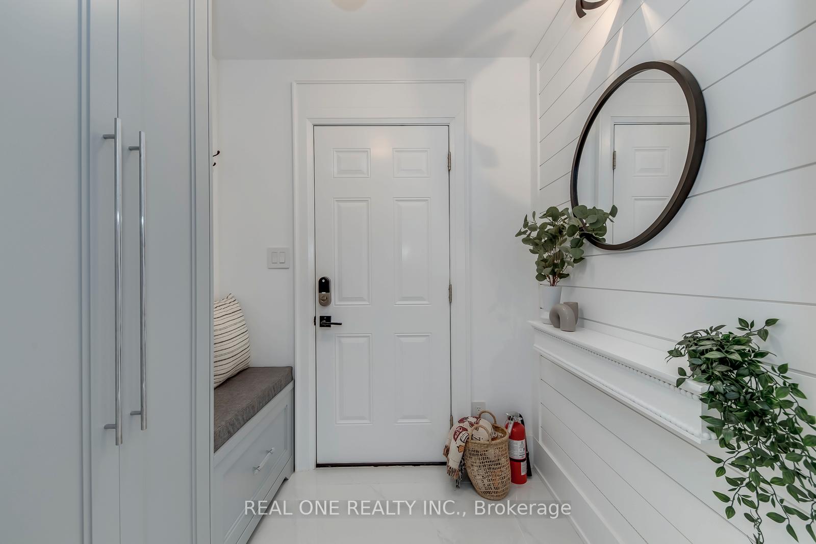 Photo 26 of 1224 Willowbrook Drive, Oakville, West — HOMEH