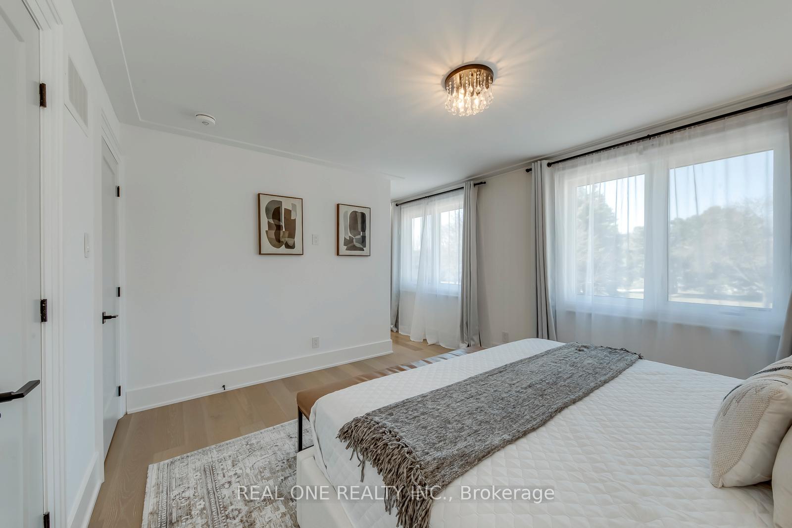 Photo 29 of 1224 Willowbrook Drive, Oakville, West — HOMEH