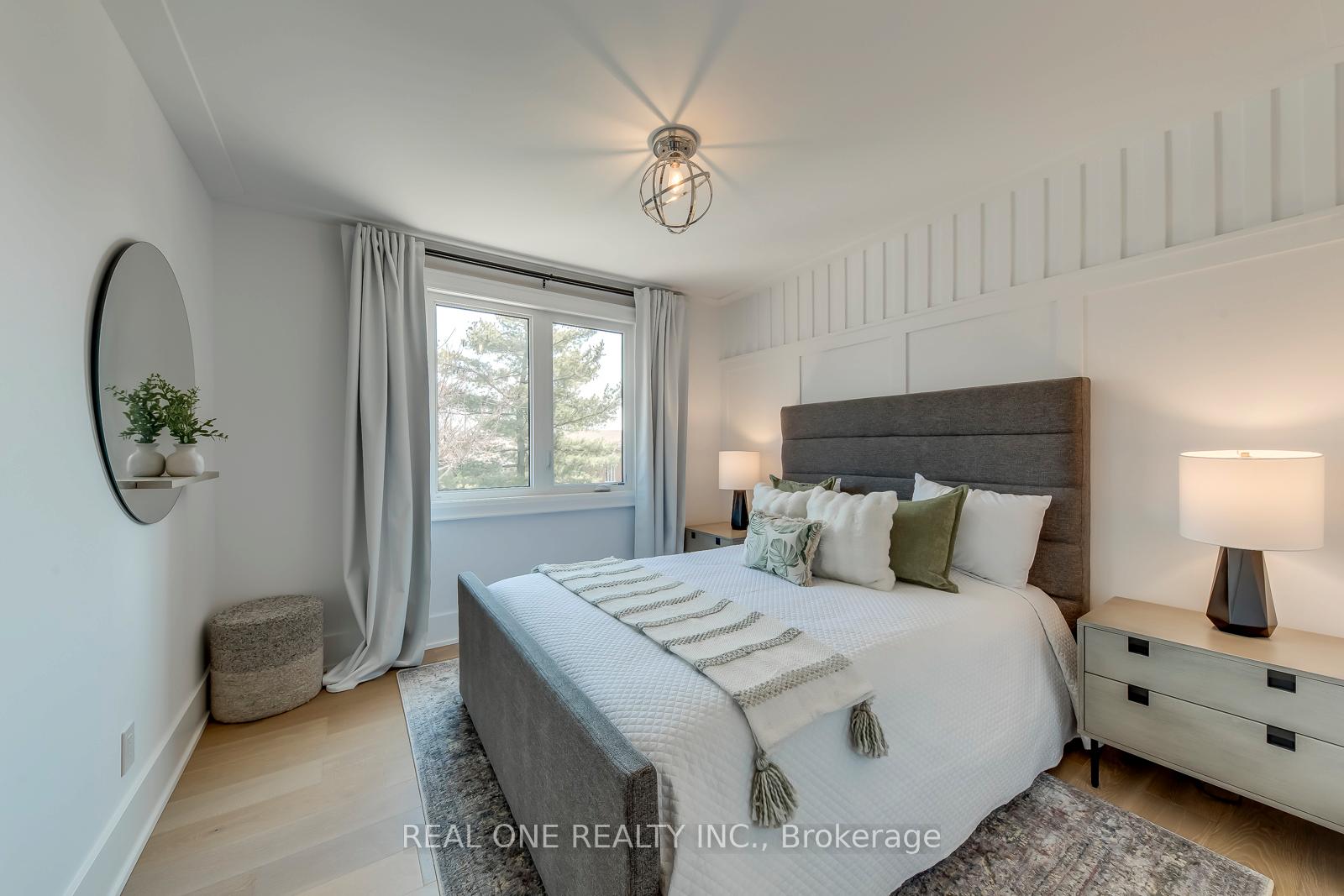 Photo 34 of 1224 Willowbrook Drive, Oakville, West — HOMEH