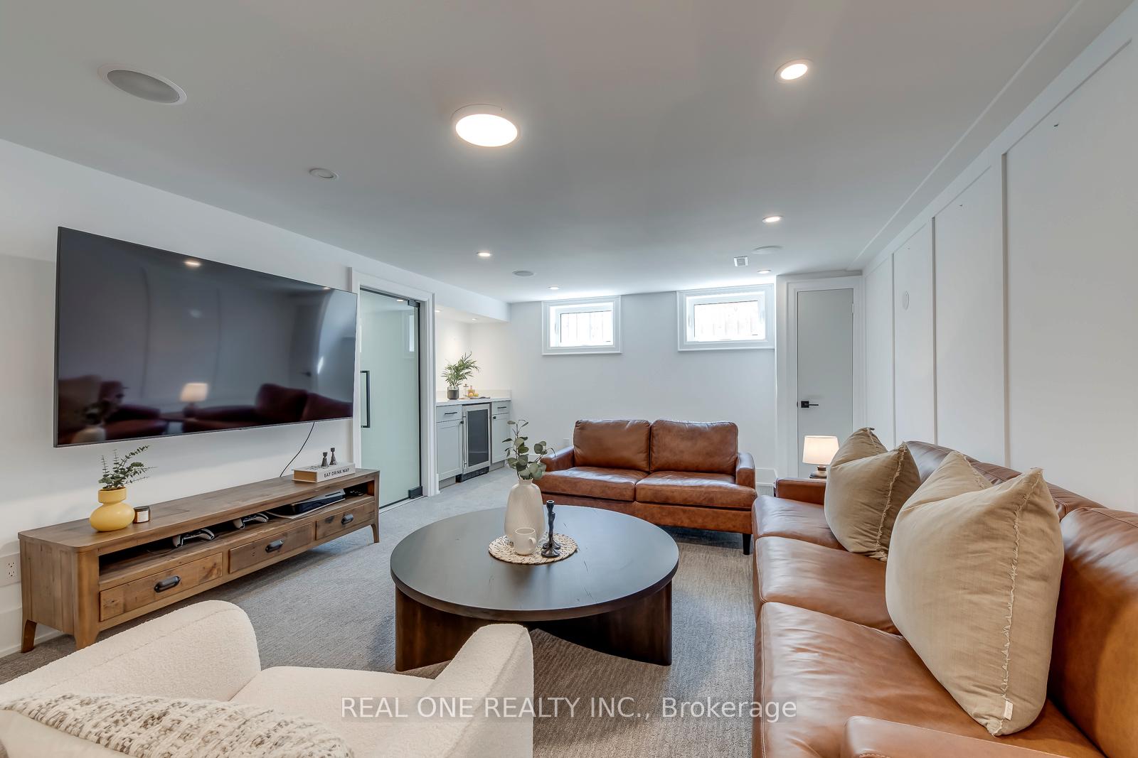 Photo 40 of 1224 Willowbrook Drive, Oakville, West — HOMEH