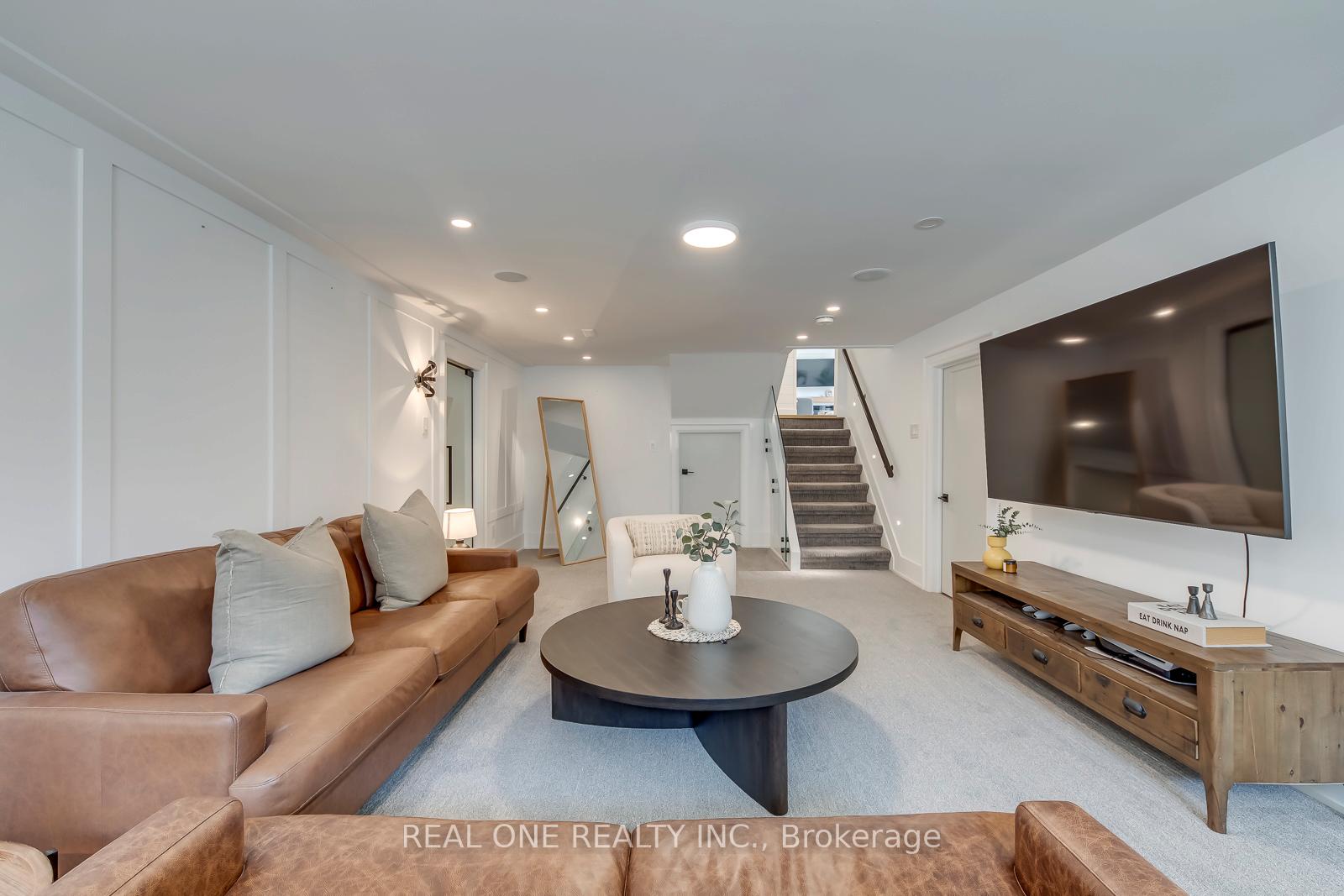 Photo 42 of 1224 Willowbrook Drive, Oakville, West — HOMEH