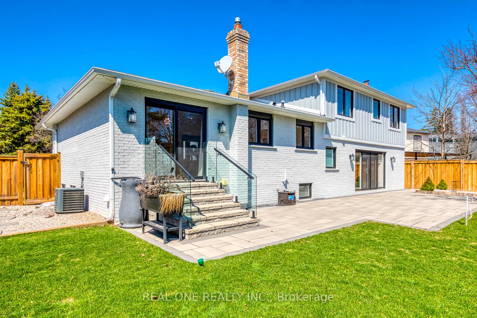 Photo 44 of 1224 Willowbrook Drive, Oakville, West — HOMEH