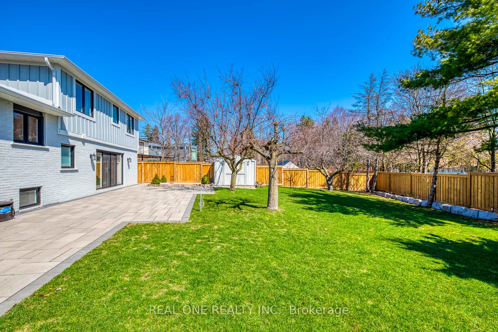 Photo 45 of 1224 Willowbrook Drive, Oakville, West — HOMEH