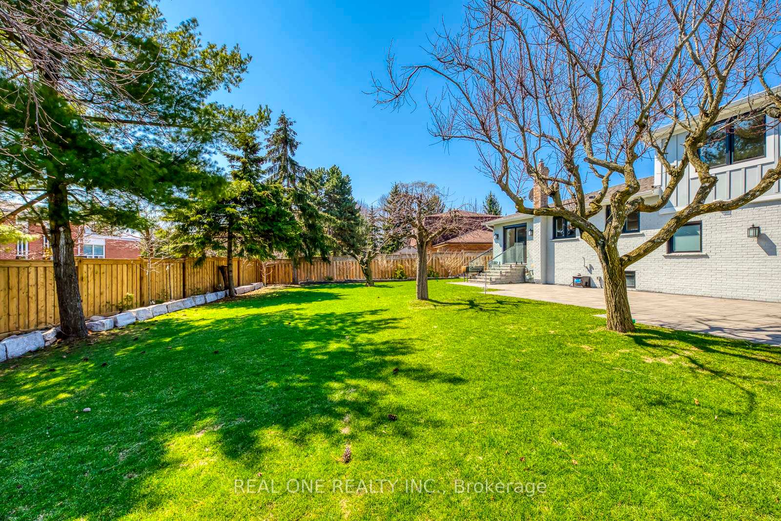 Photo 49 of 1224 Willowbrook Drive, Oakville, West — HOMEH