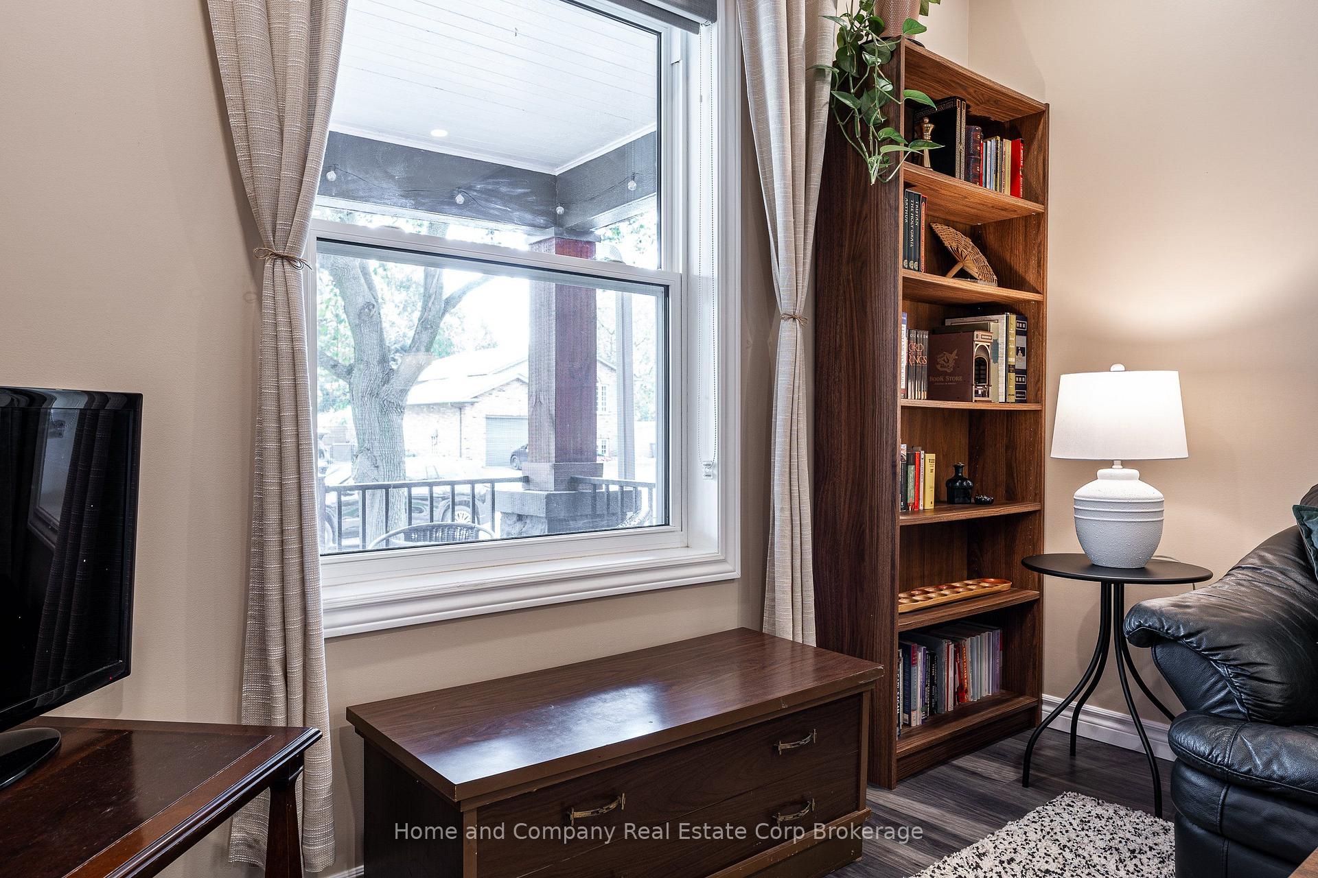 Photo 6 of 36 East Gore Street, Stratford — HOMEH