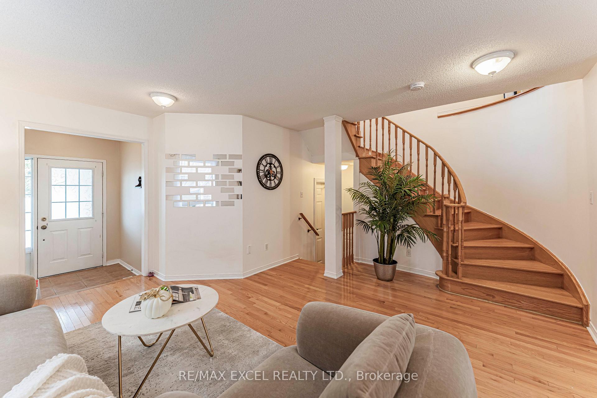 Photo 19 of 50 Casabel Drive, Vaughan, Vellore Village — HOMEH