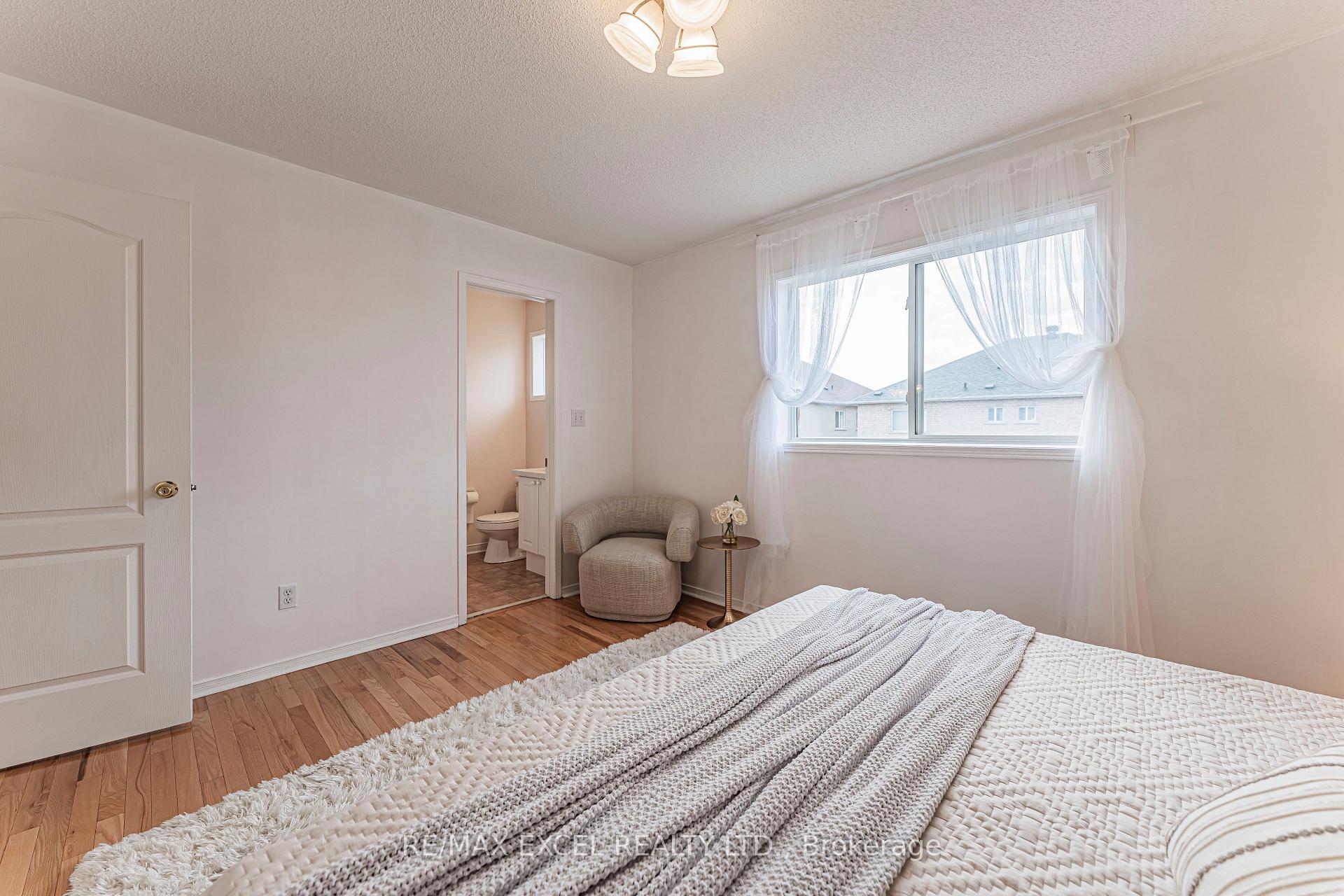 Photo 23 of 50 Casabel Drive, Vaughan, Vellore Village — HOMEH