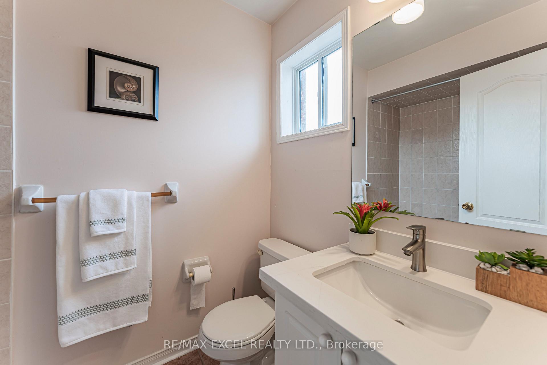 Photo 26 of 50 Casabel Drive, Vaughan, Vellore Village — HOMEH
