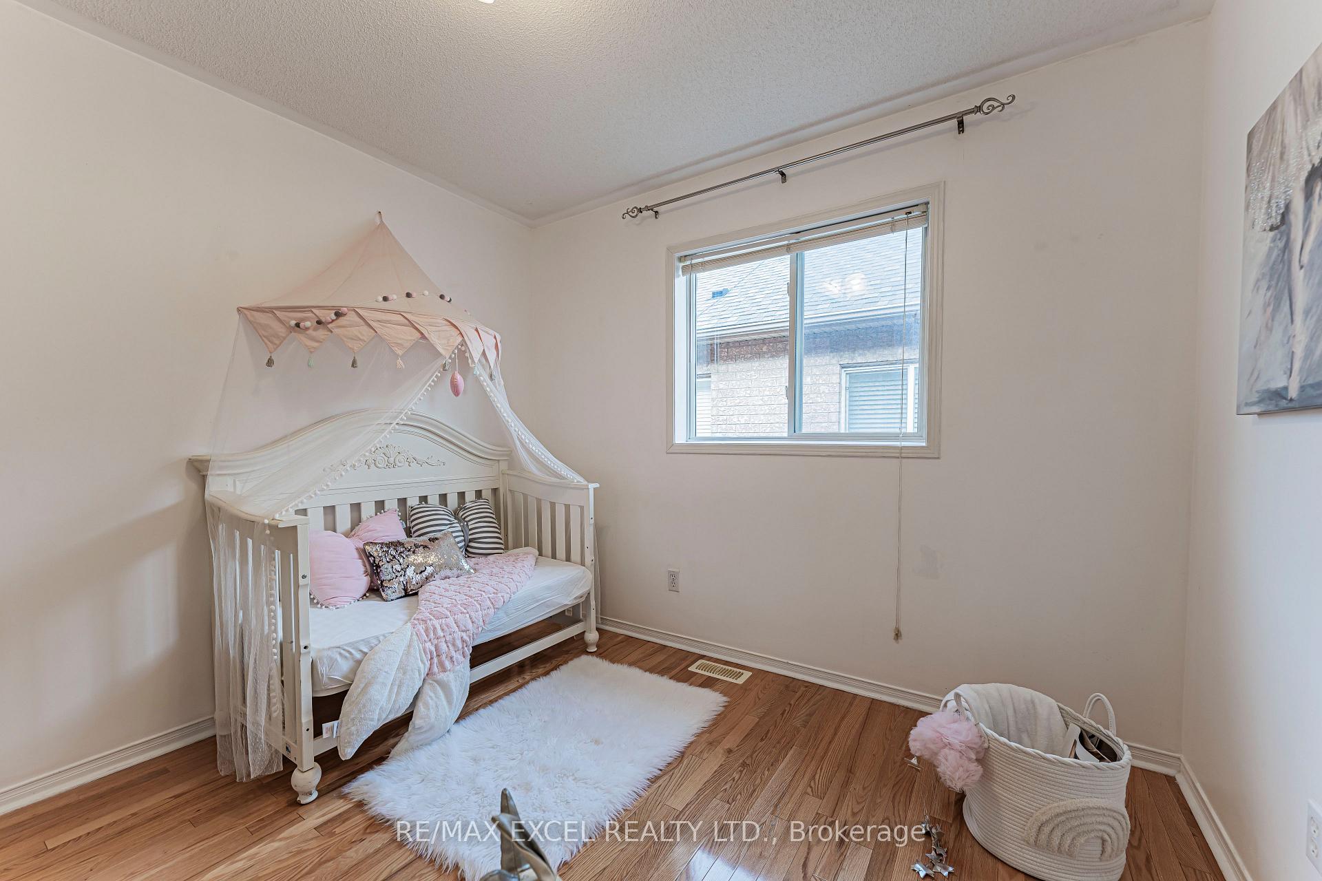 Photo 32 of 50 Casabel Drive, Vaughan, Vellore Village — HOMEH
