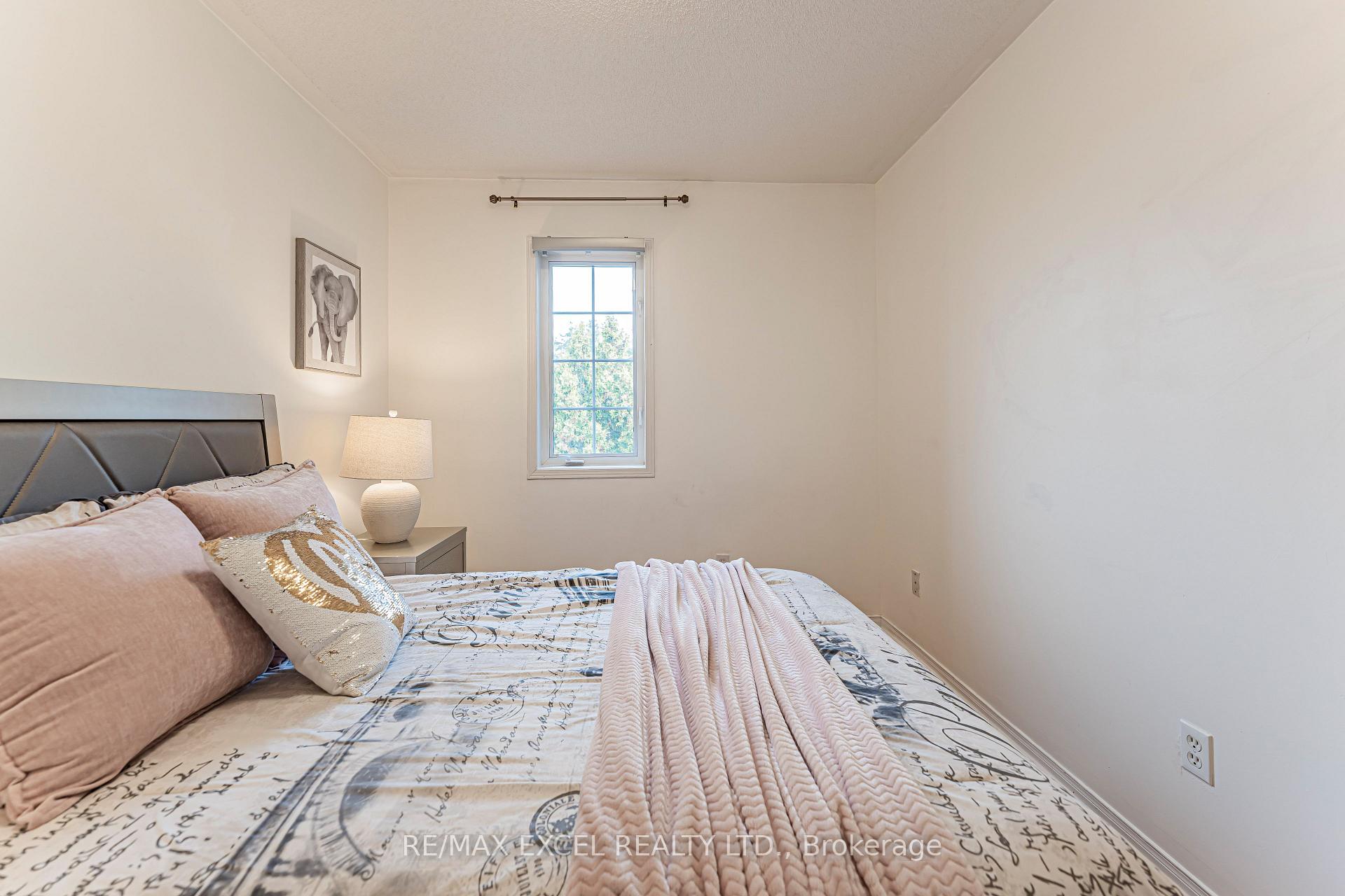 Photo 36 of 50 Casabel Drive, Vaughan, Vellore Village — HOMEH